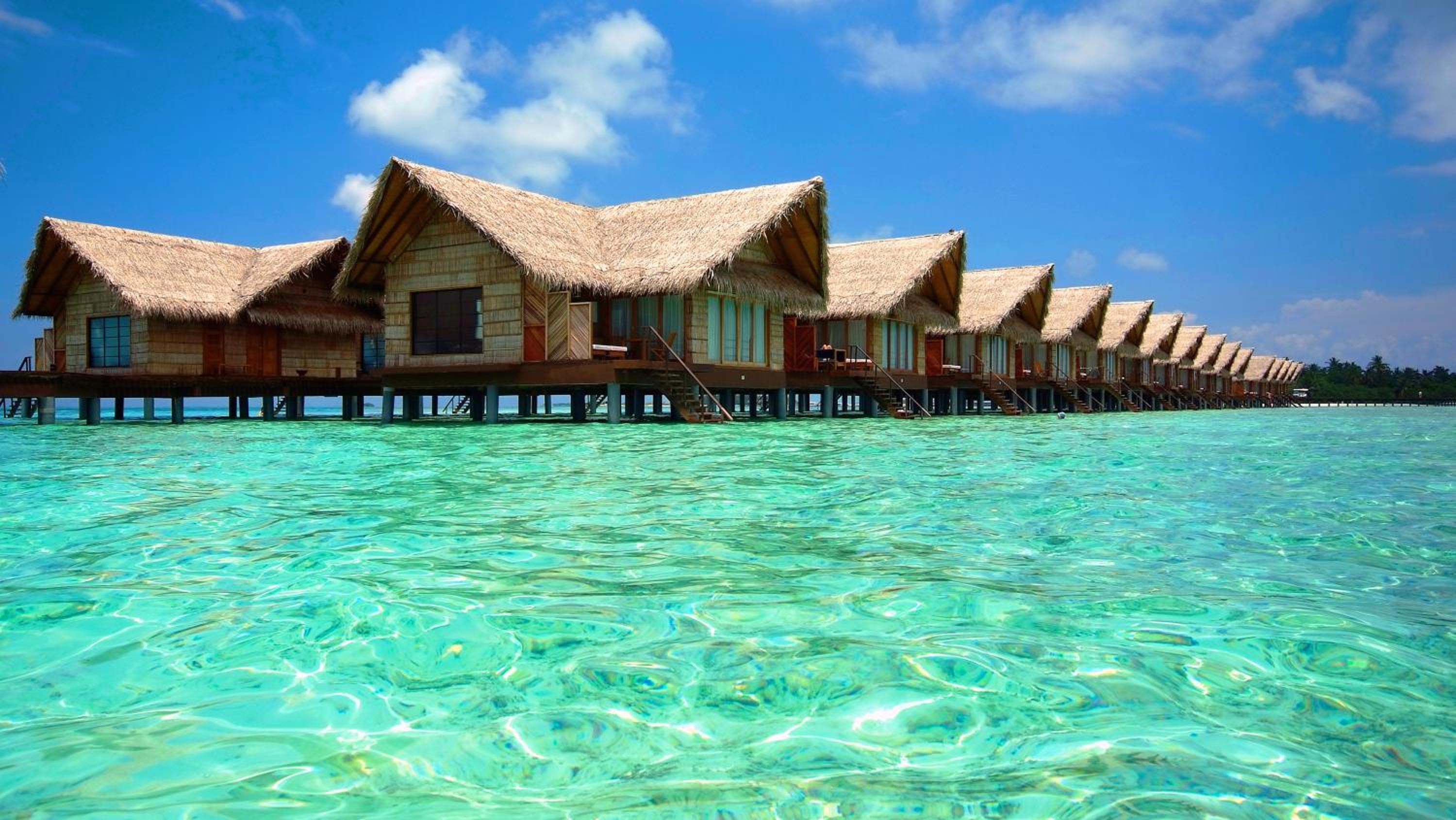Hotel Adaaran Select Huduran Fushi - with Dine around Premium All inclusive for 24 hours - 25 minutes away from Male by Speedboat - Image 1