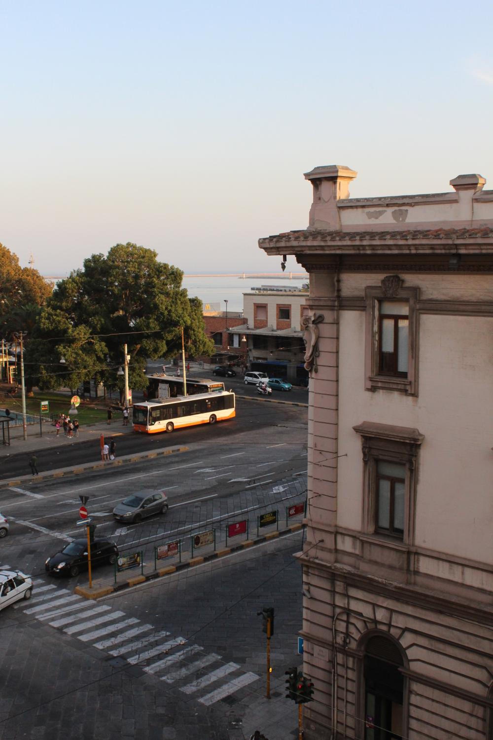 Suite Cagliaritane Notti in centro view 4