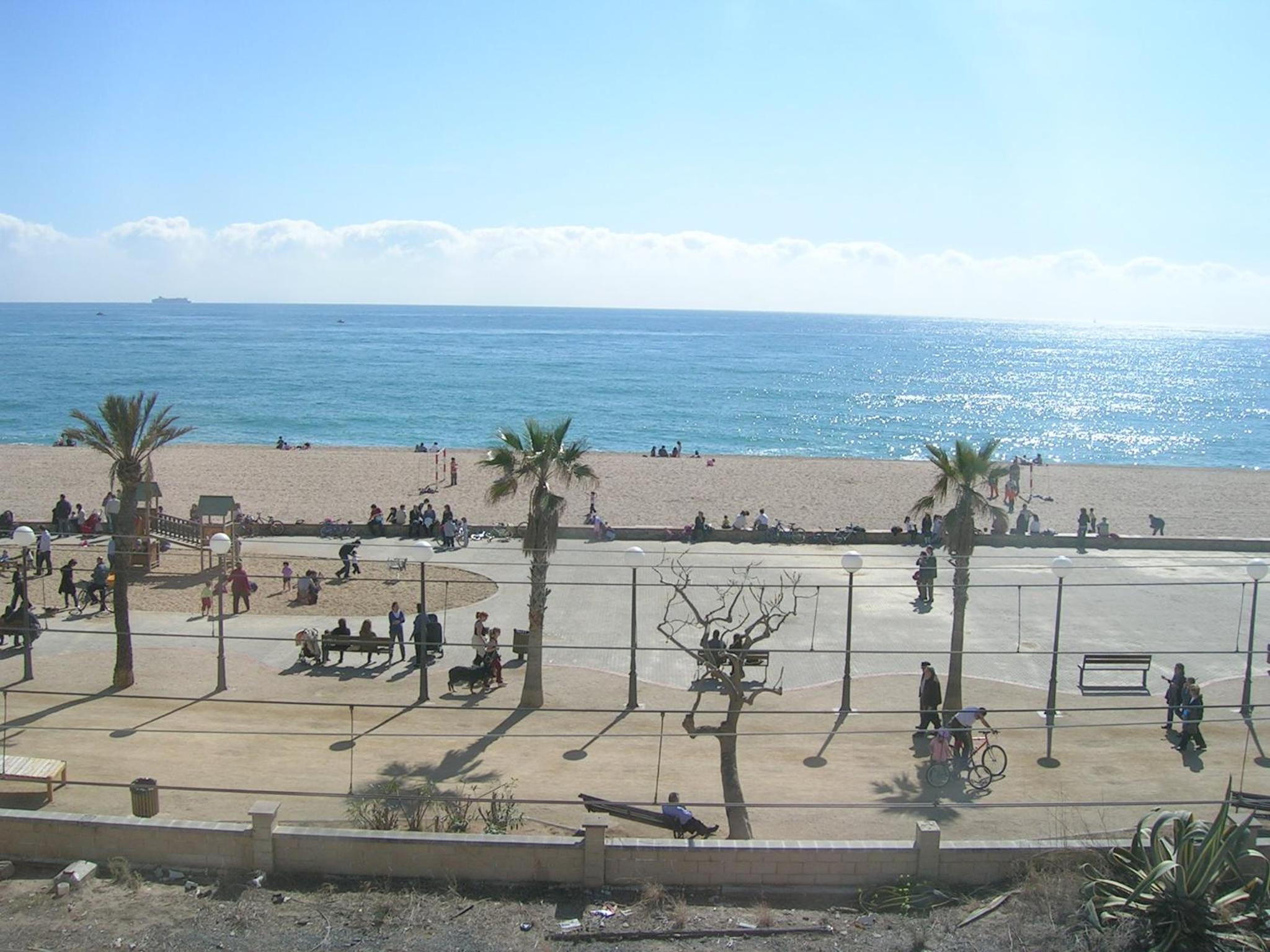 Apartment Beach Front Canet