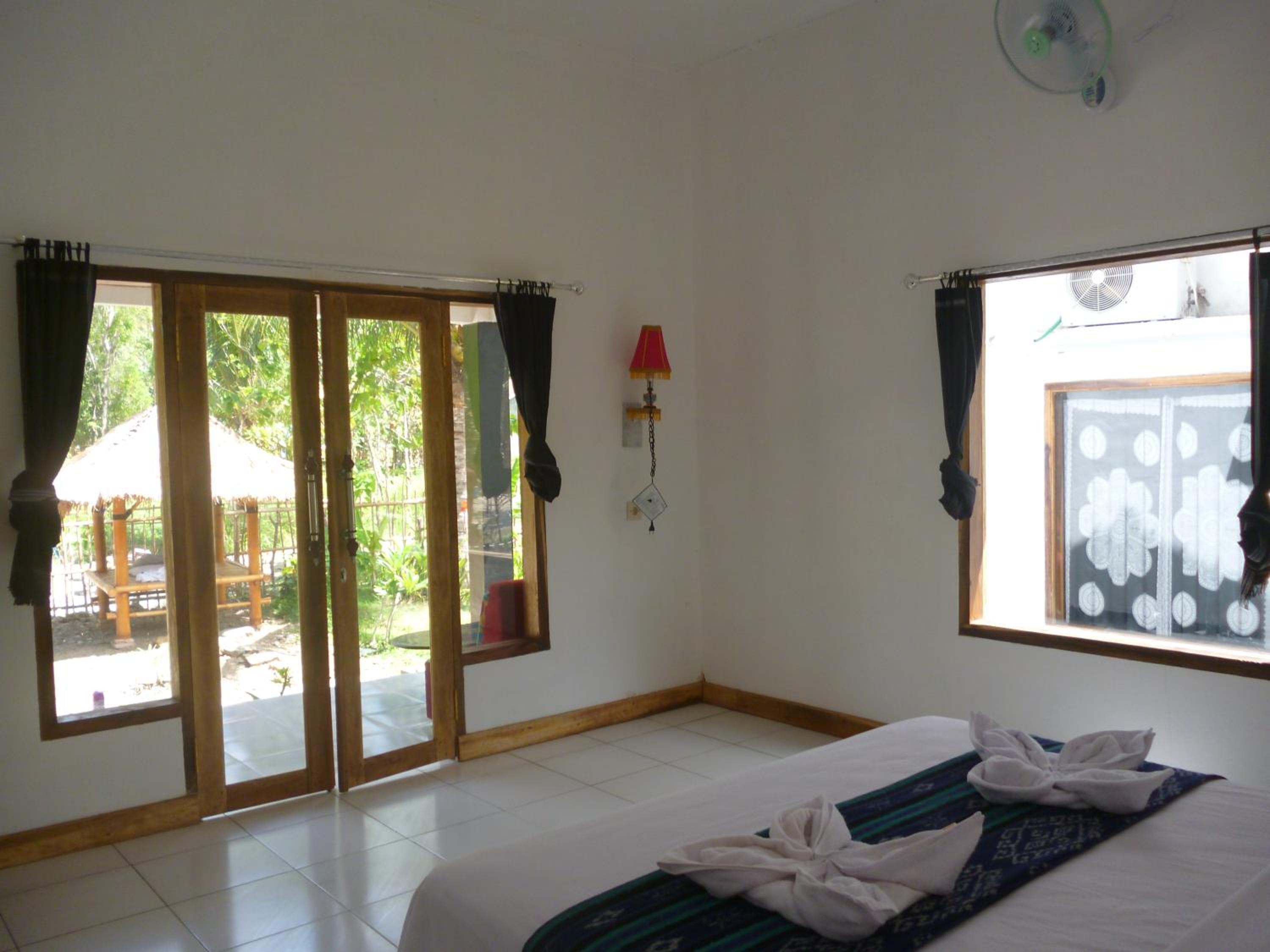 Dewi Garden Guesthouse view 4