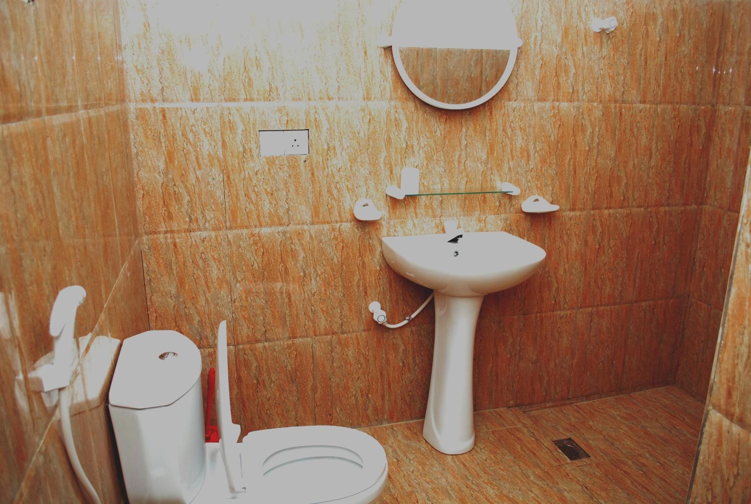 Photo 6