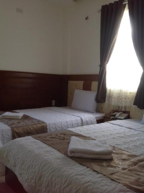 Au Lac Hotel