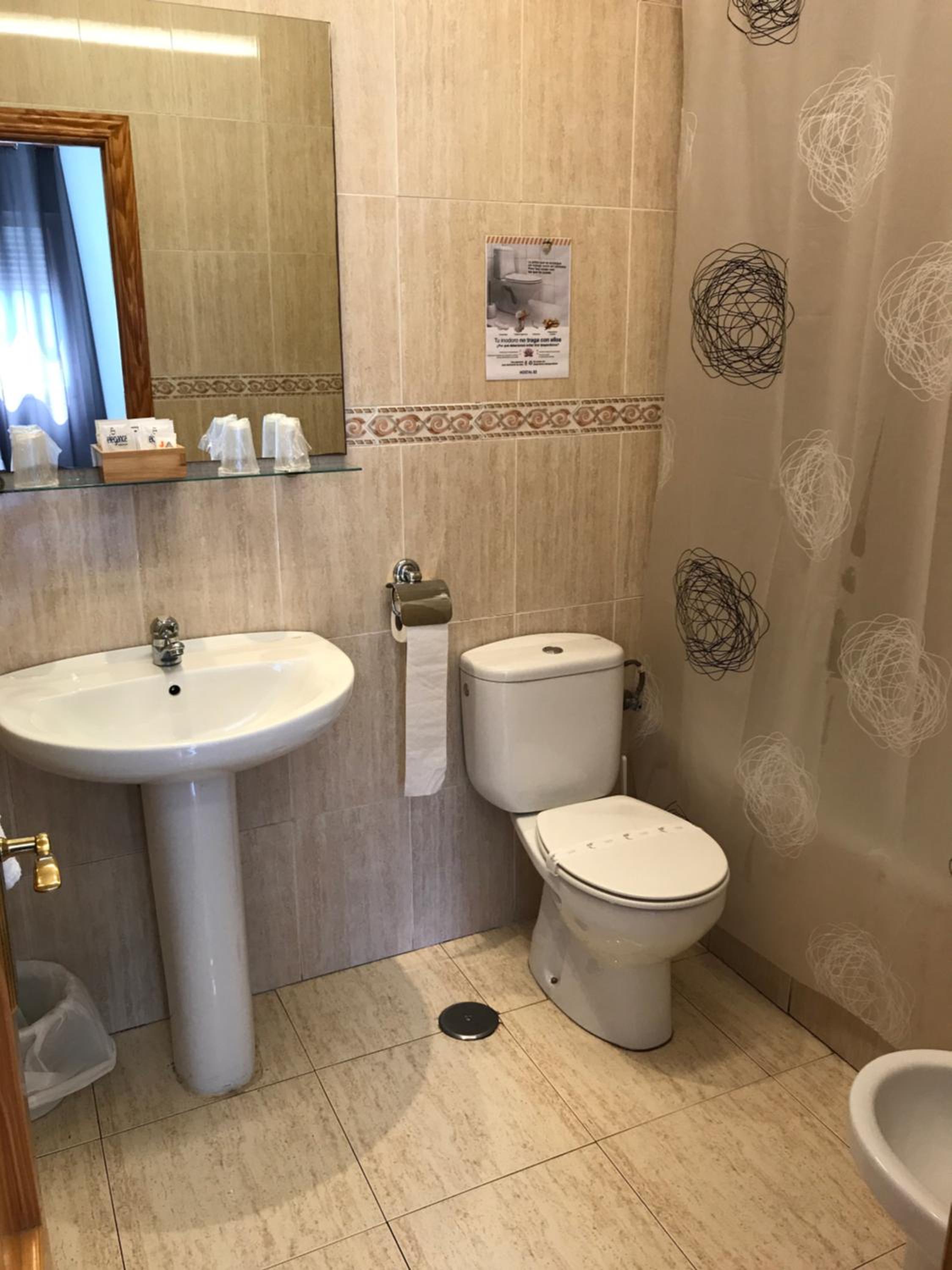 Hostal 82