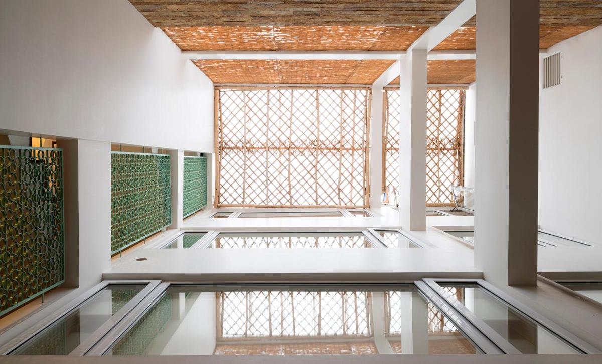 indoor pool