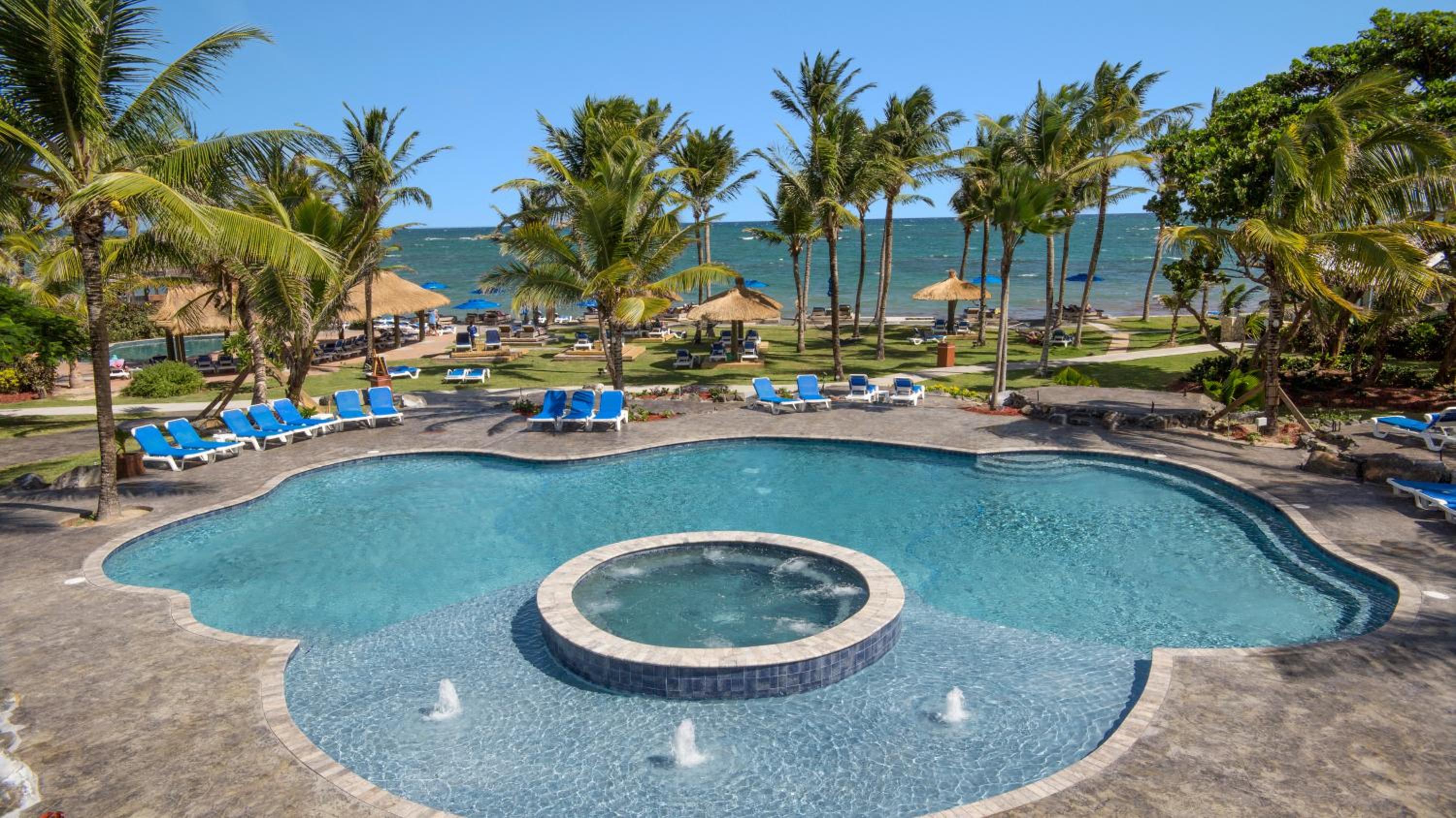 Coconut Bay Beach Resort & Spa All Inclusive - Photo 32