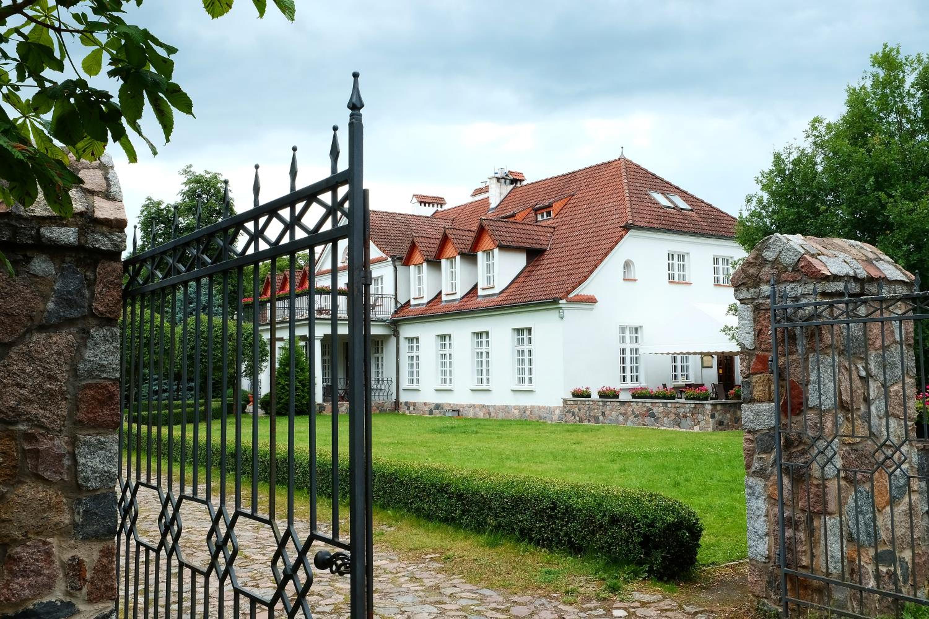 Dwór w Bychowie
