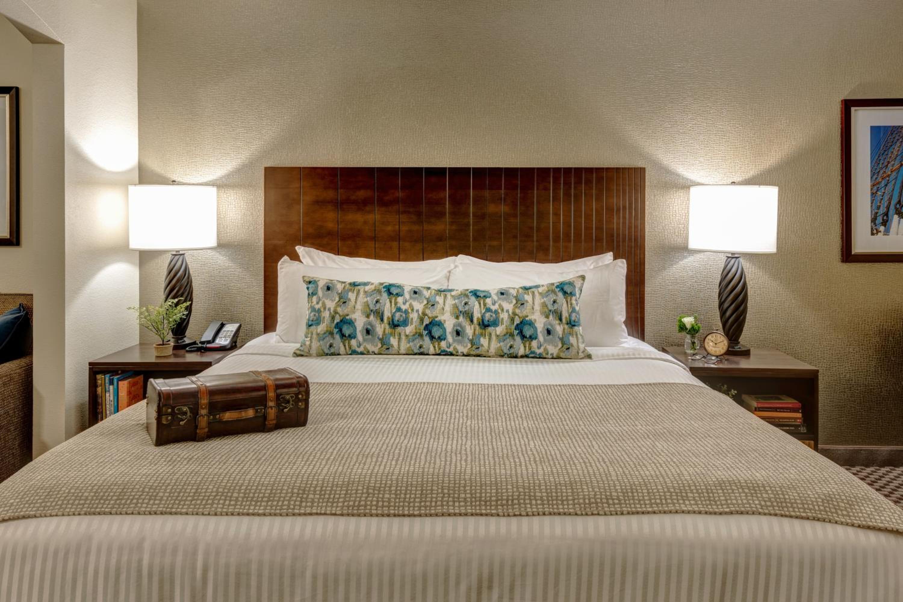 Dover Vacations - Garrison Hotel Suites Dover-Portsmouth, Ascend Hotel Collection - Property Image 25