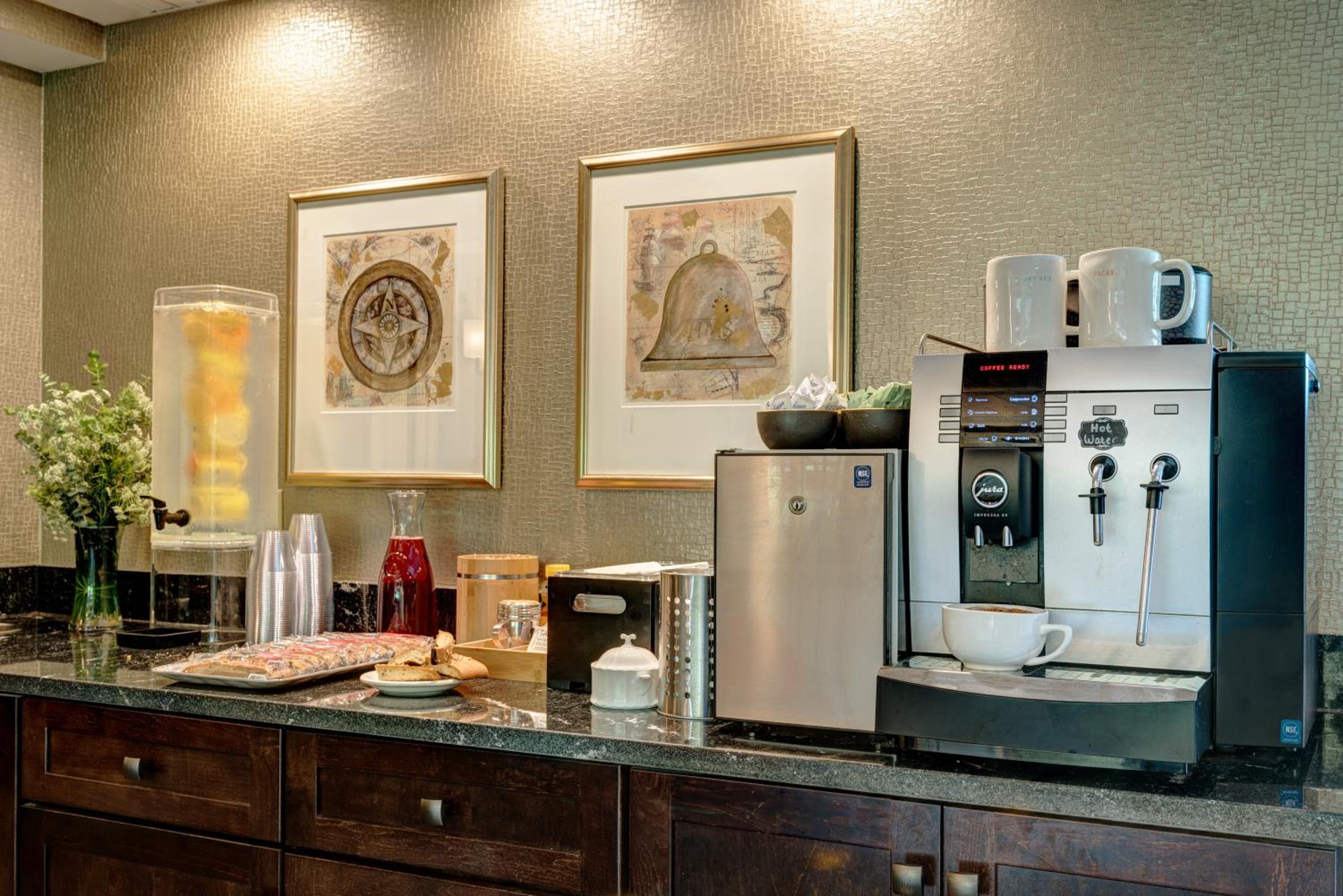 Dover Vacations - Garrison Hotel Suites Dover-Portsmouth, Ascend Hotel Collection - Property Image 82