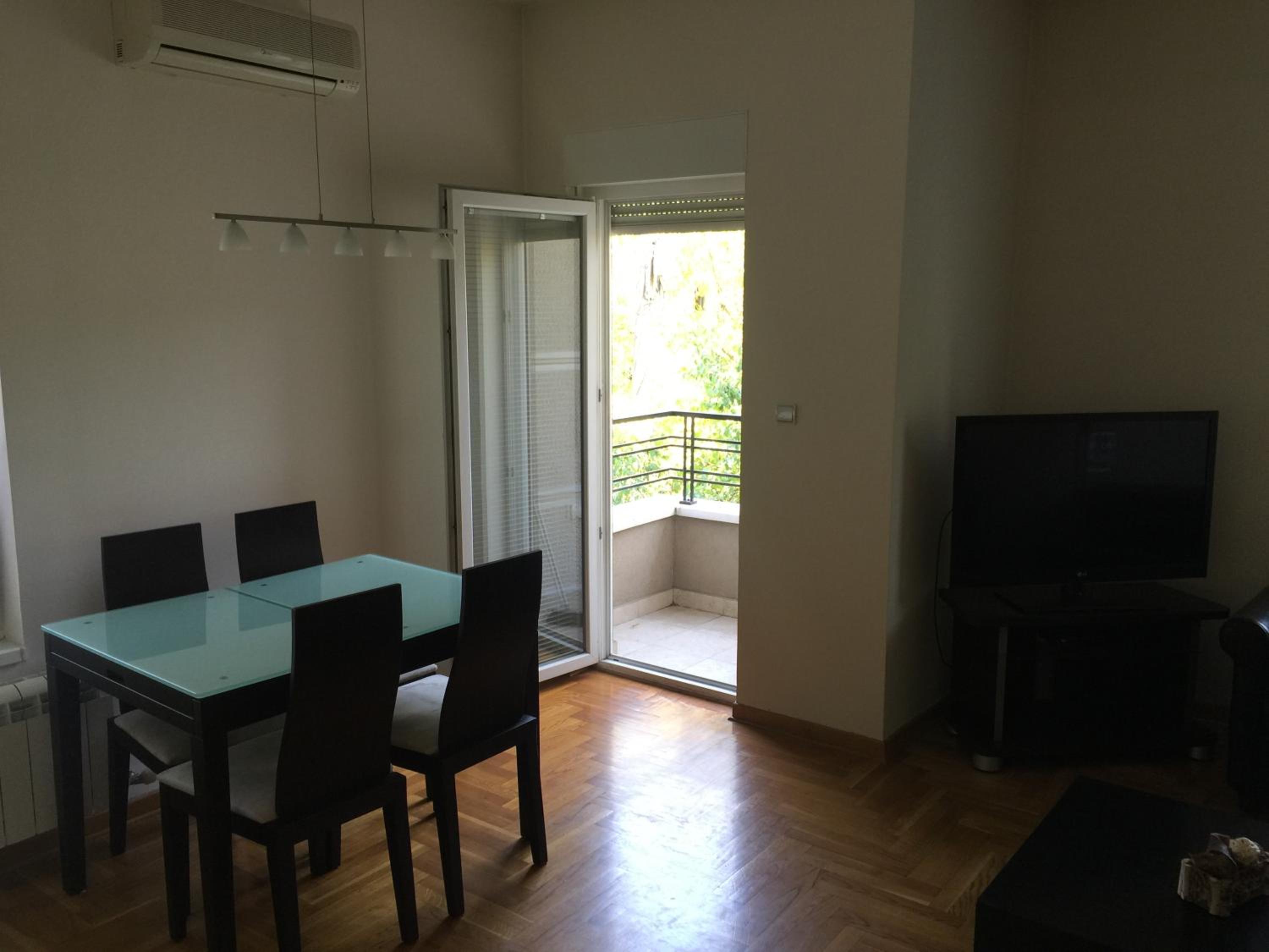 Ana's Apartment view 3