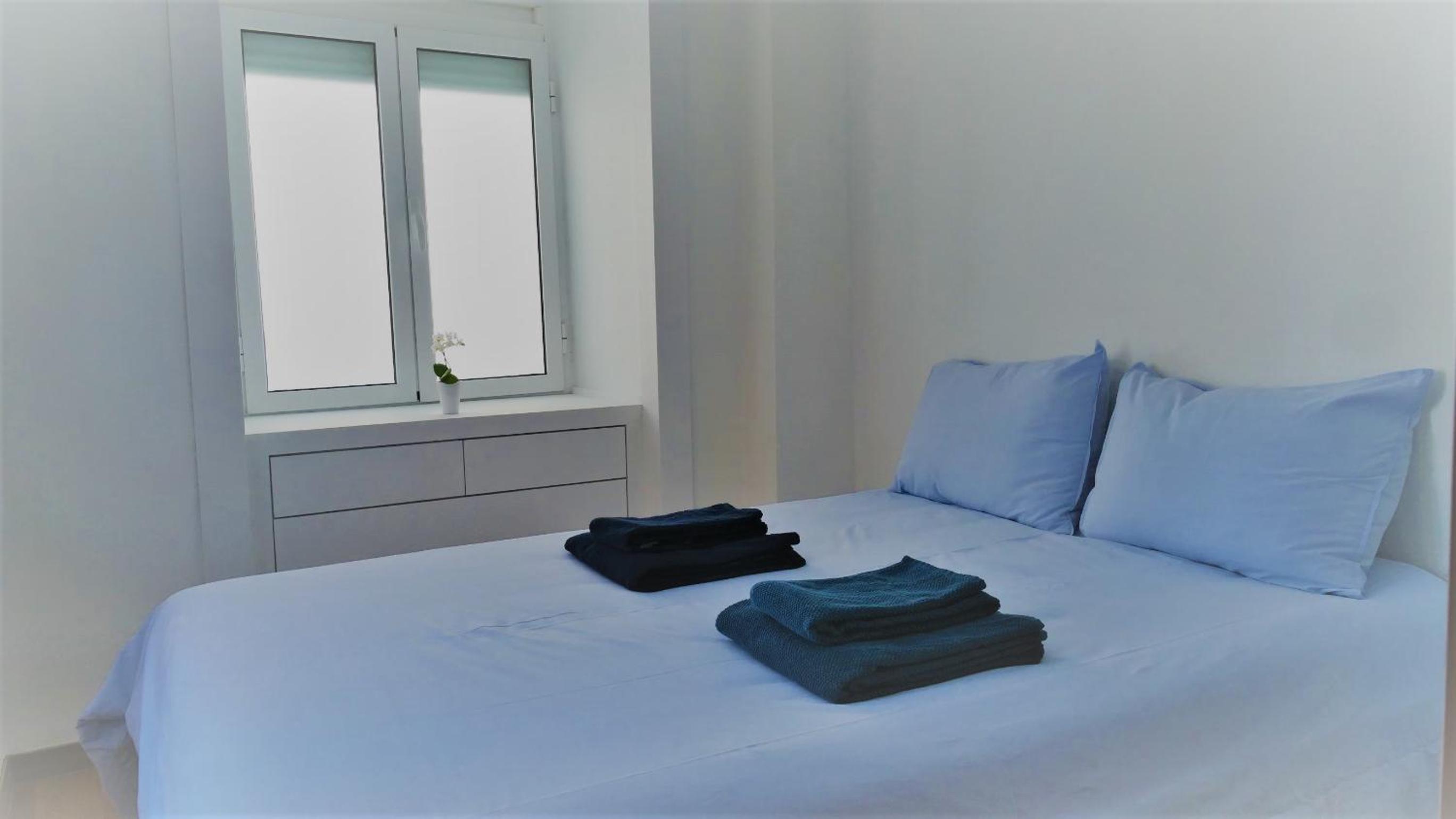 EZY Ramos apartment Alfama view 2