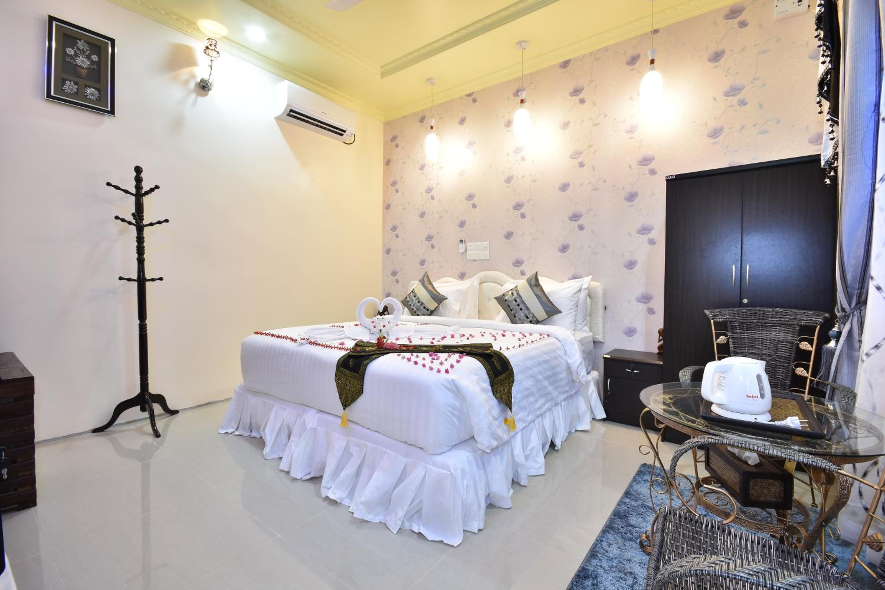 Holiday Haven Ukulhas