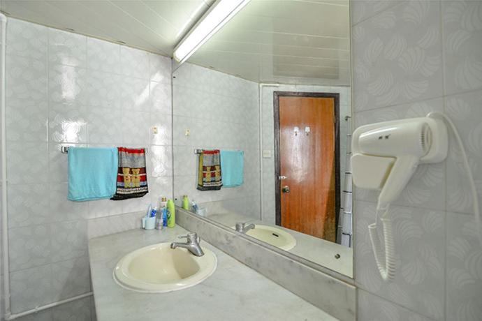 Shenzhen Dreamer Hostel Haishang World view 3
