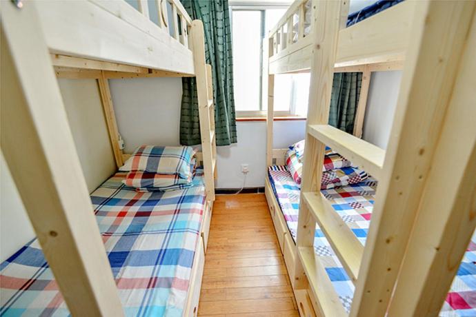Shenzhen Dreamer Hostel Haishang World view 2
