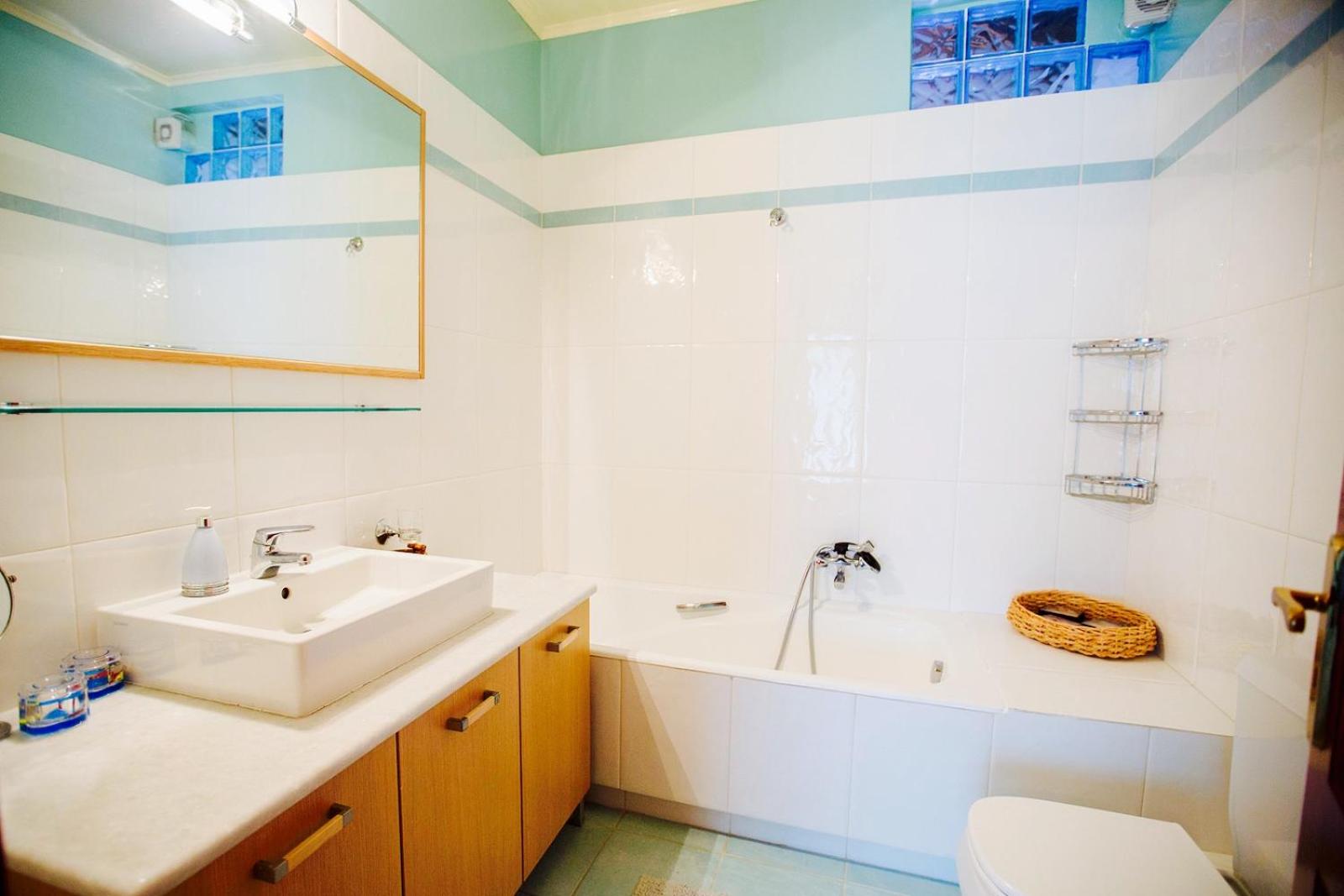 Niobe Luxury Residence view 4
