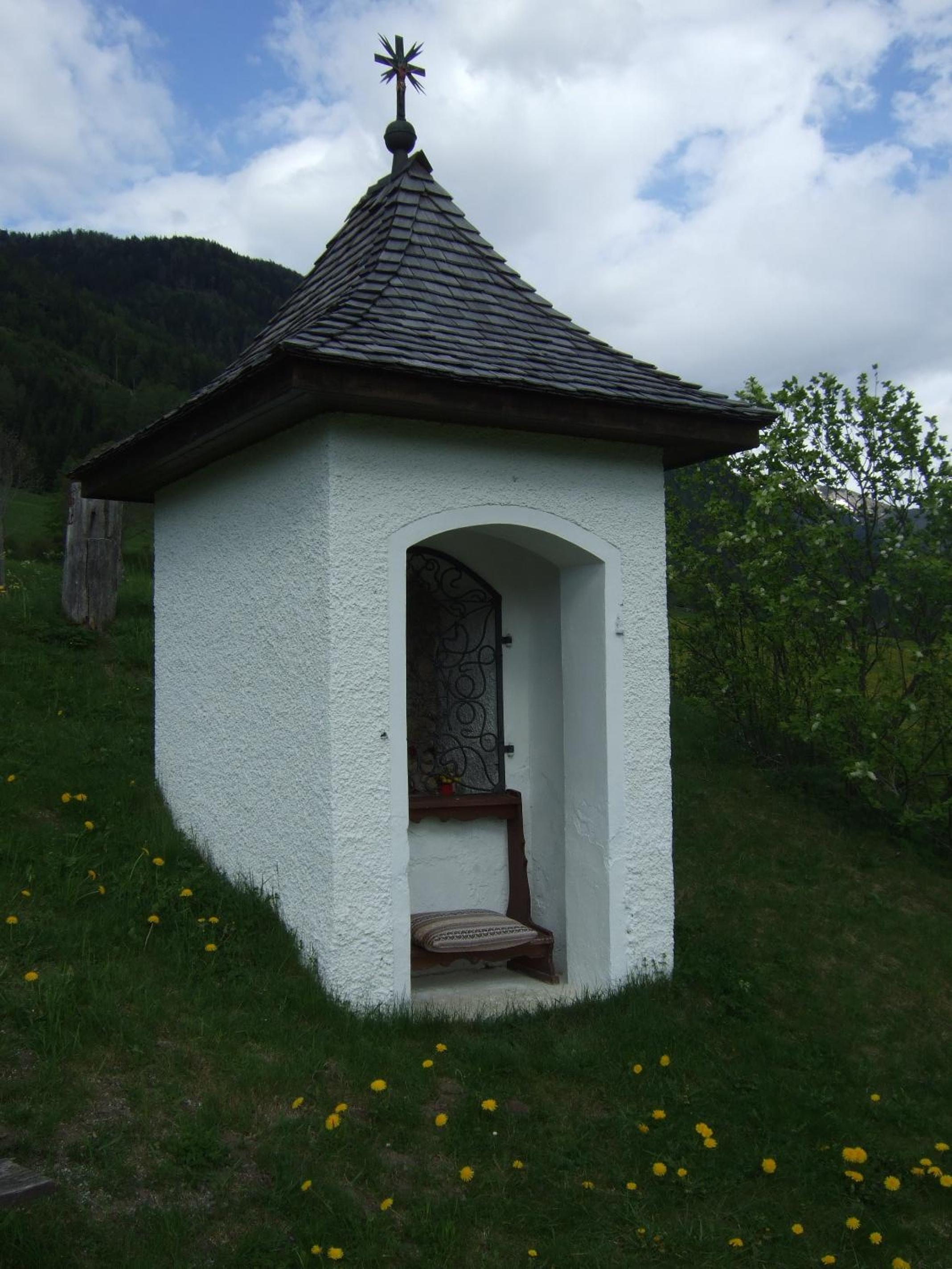 Photo 9