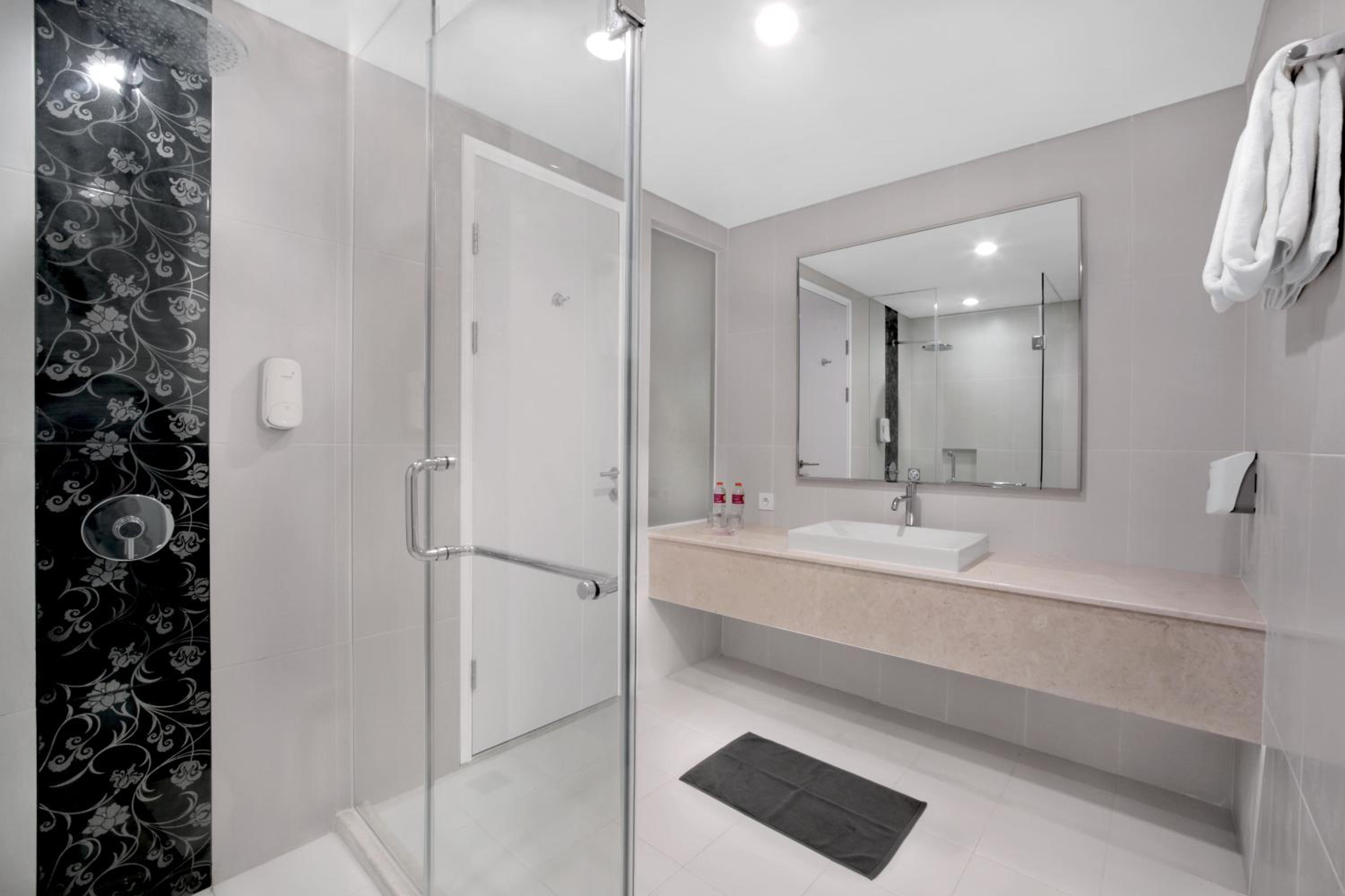 Tuban Vacations - favehotel Tuban - Property Image 7