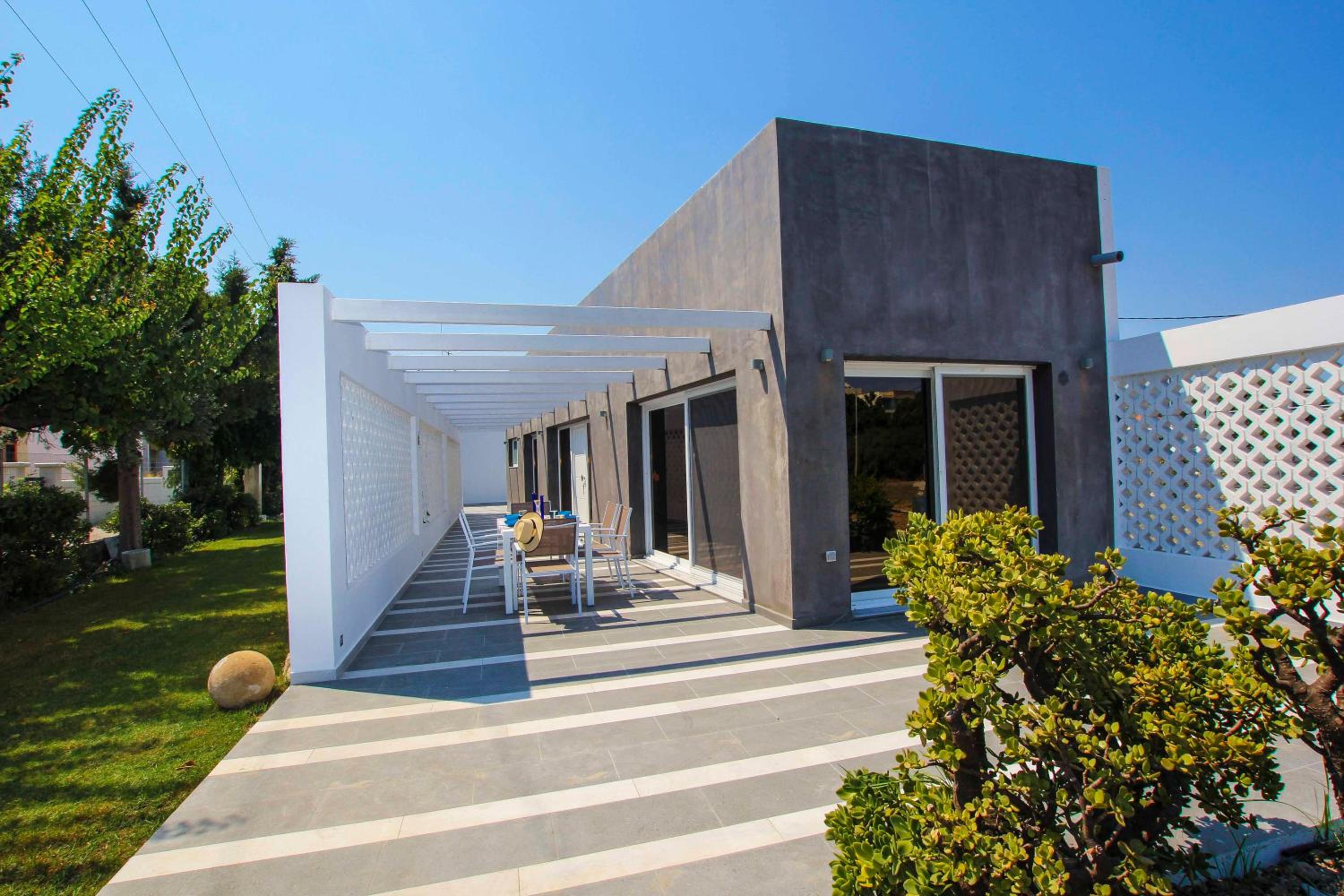 Villa Elpiniki photo 4