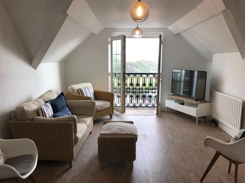 5, Sandleigh Apartment view 2