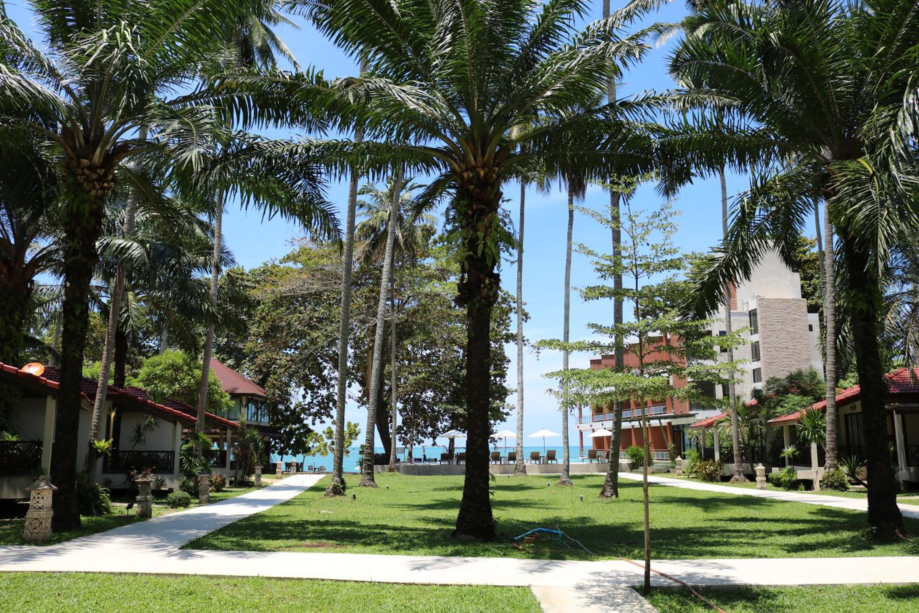Prasarnsook Villa Beach Resort