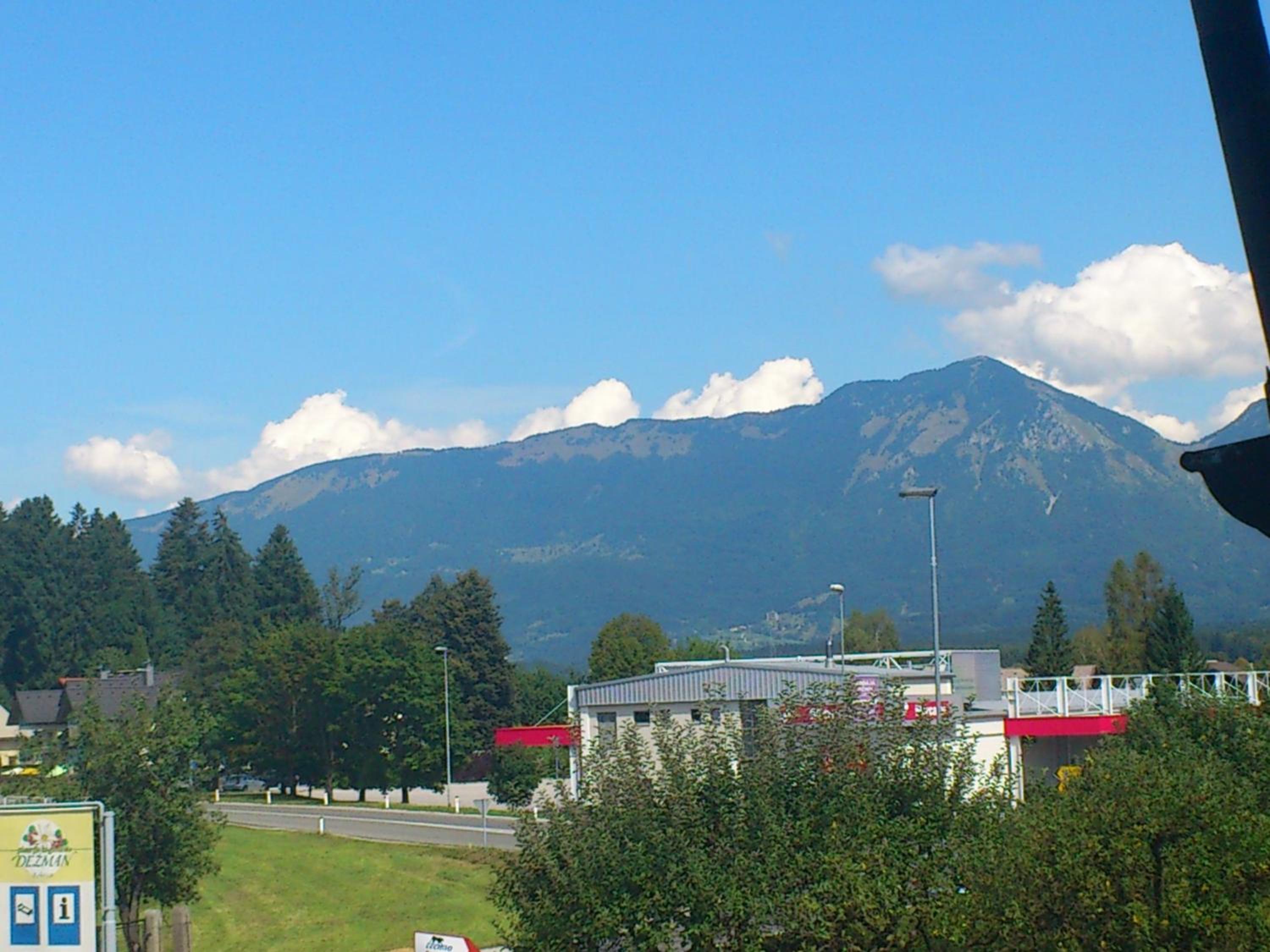 Photo 29