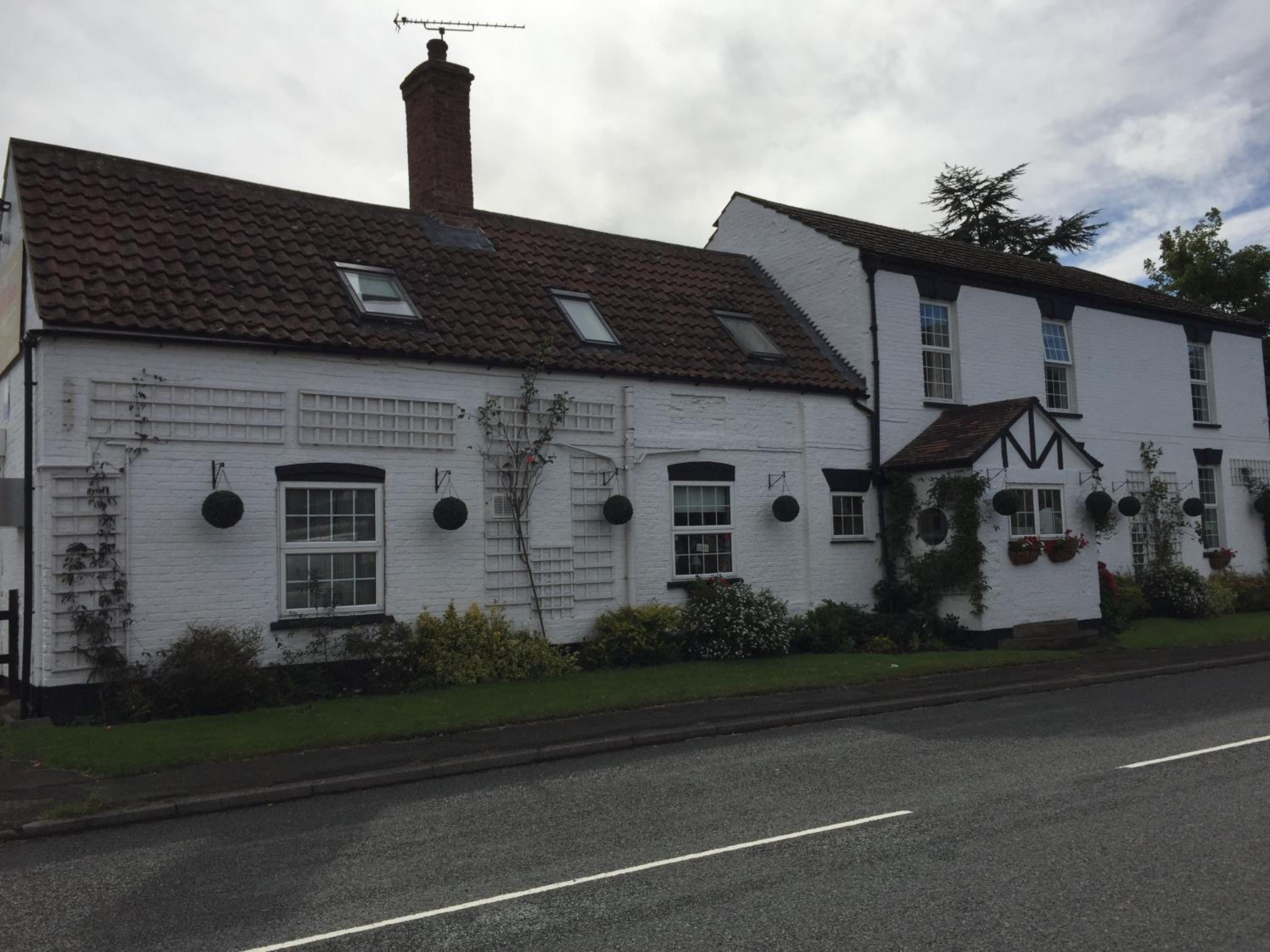 The Red Lion Inn Partney