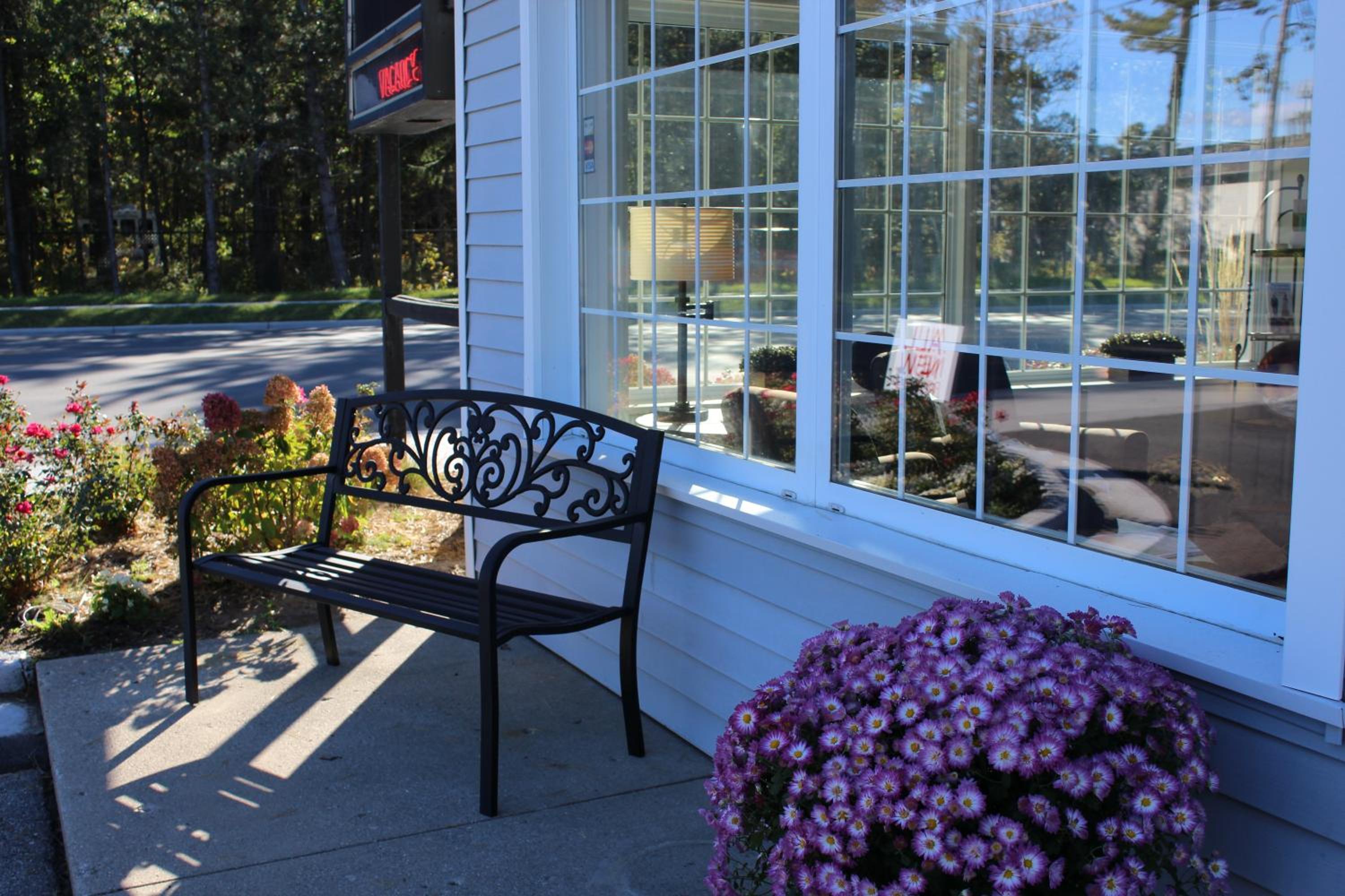 Traverse City Vacations - Brio Beach Inn - Property Image 27