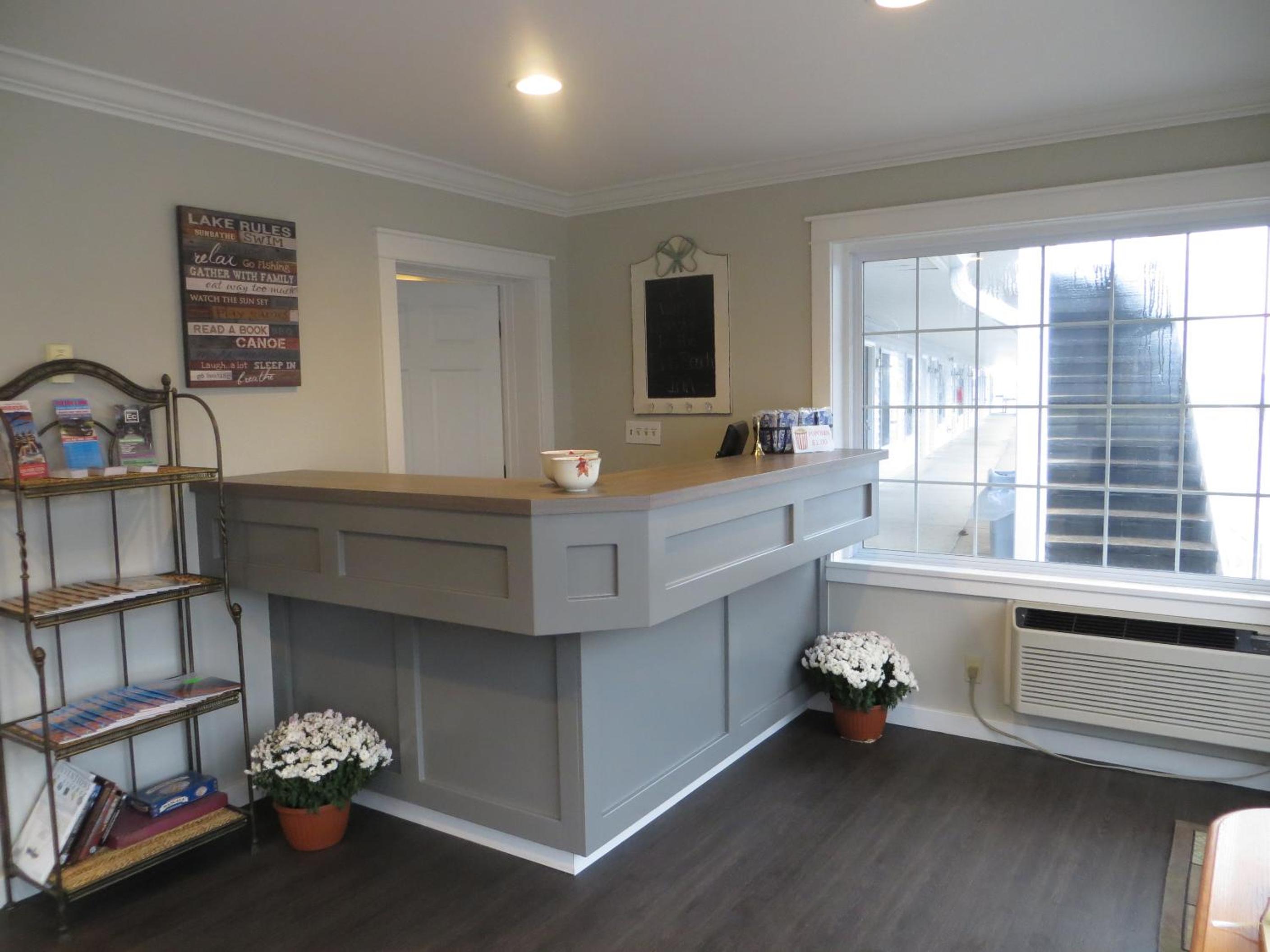 Traverse City Vacations - Brio Beach Inn - Property Image 2