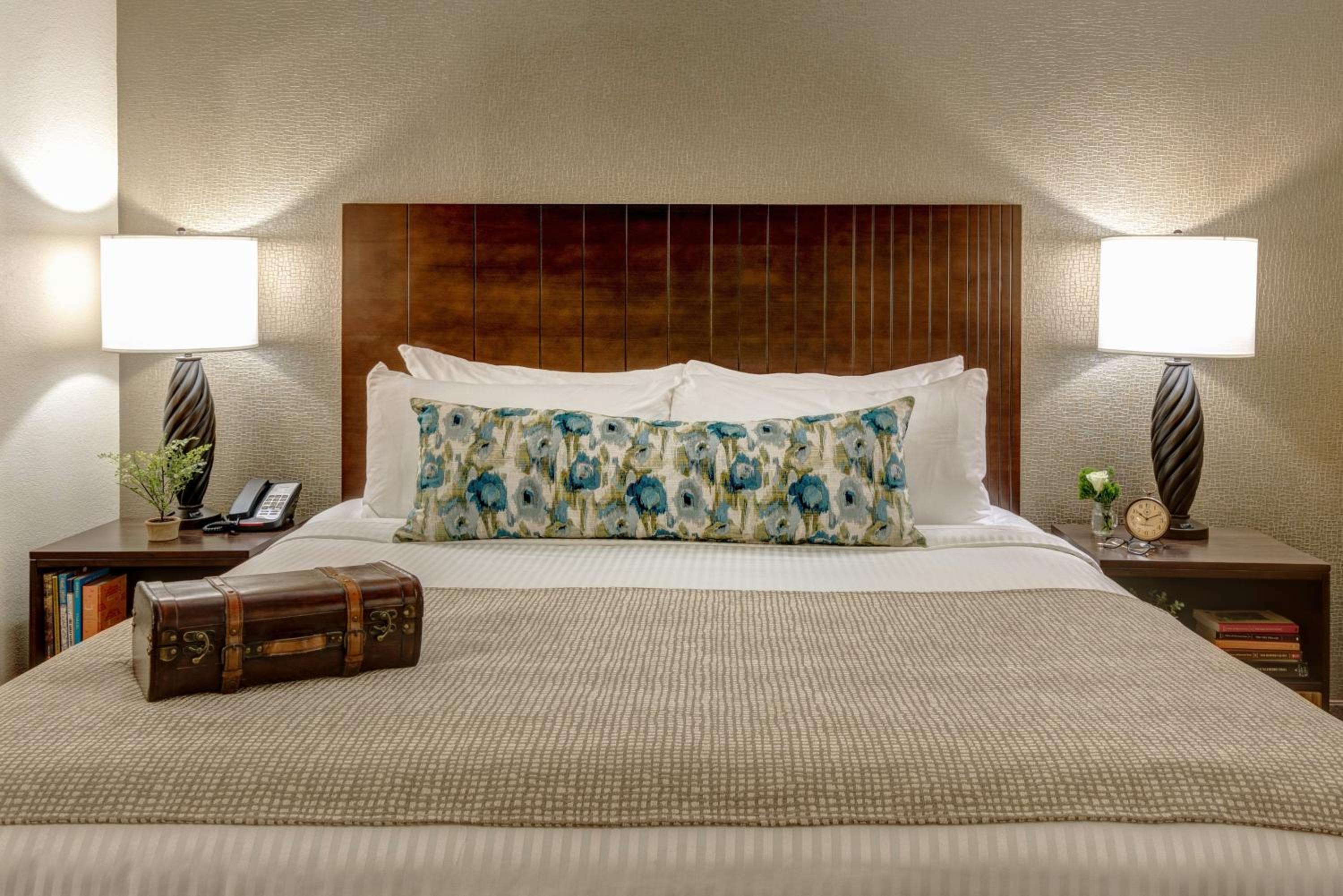 Dover Vacations - Garrison Hotel Suites Dover-Portsmouth, Ascend Hotel Collection - Property Image 38