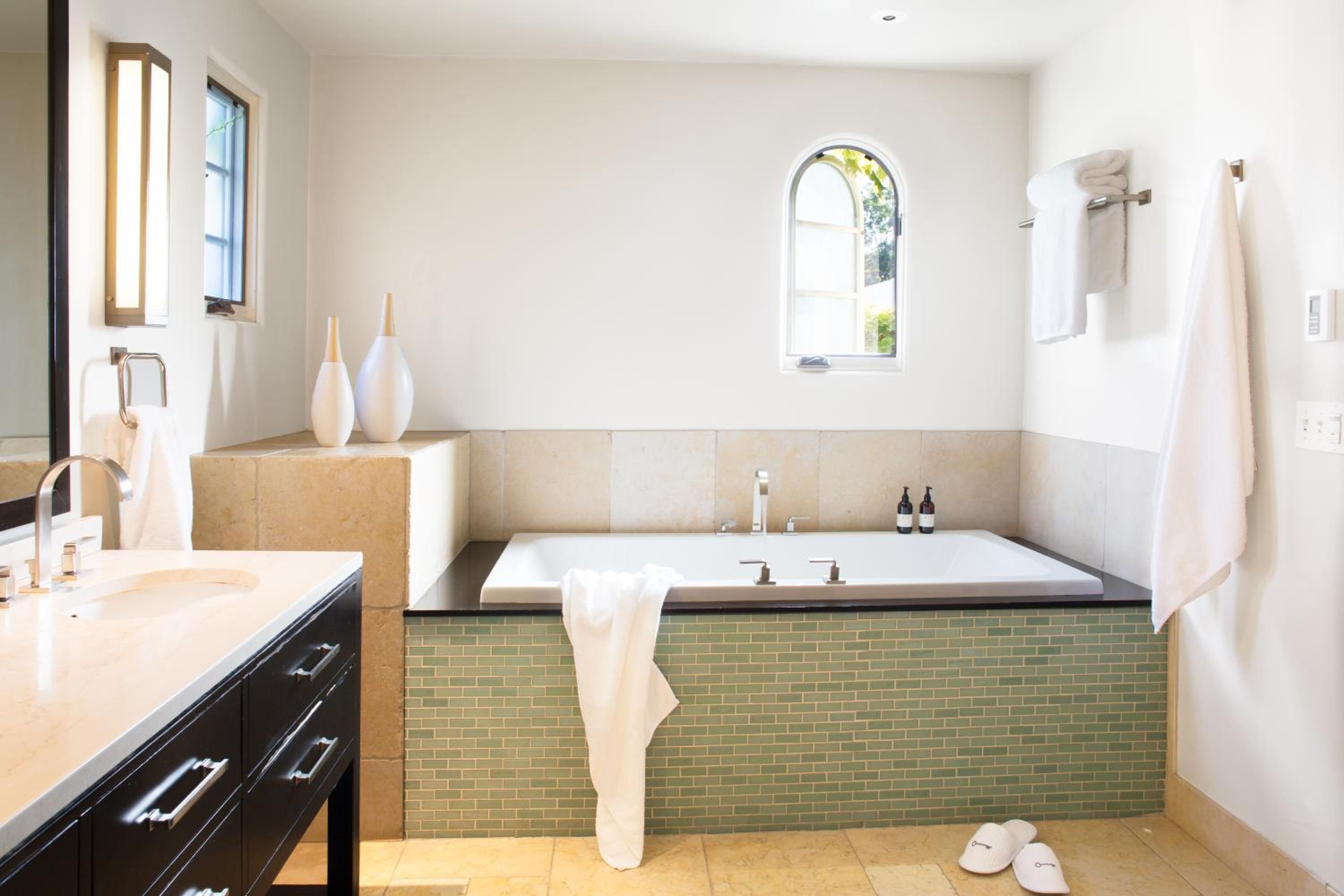 Yountville Vacations - North Block Hotel - Property Image 25