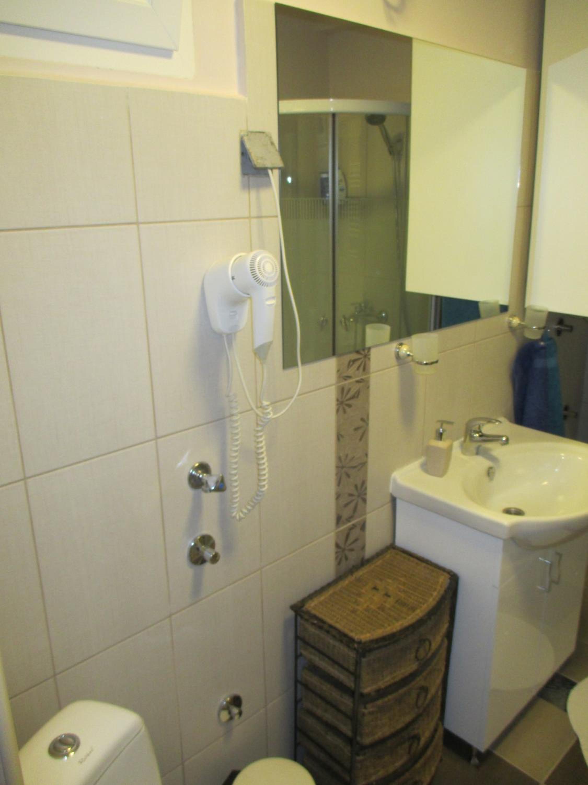 Photo 49