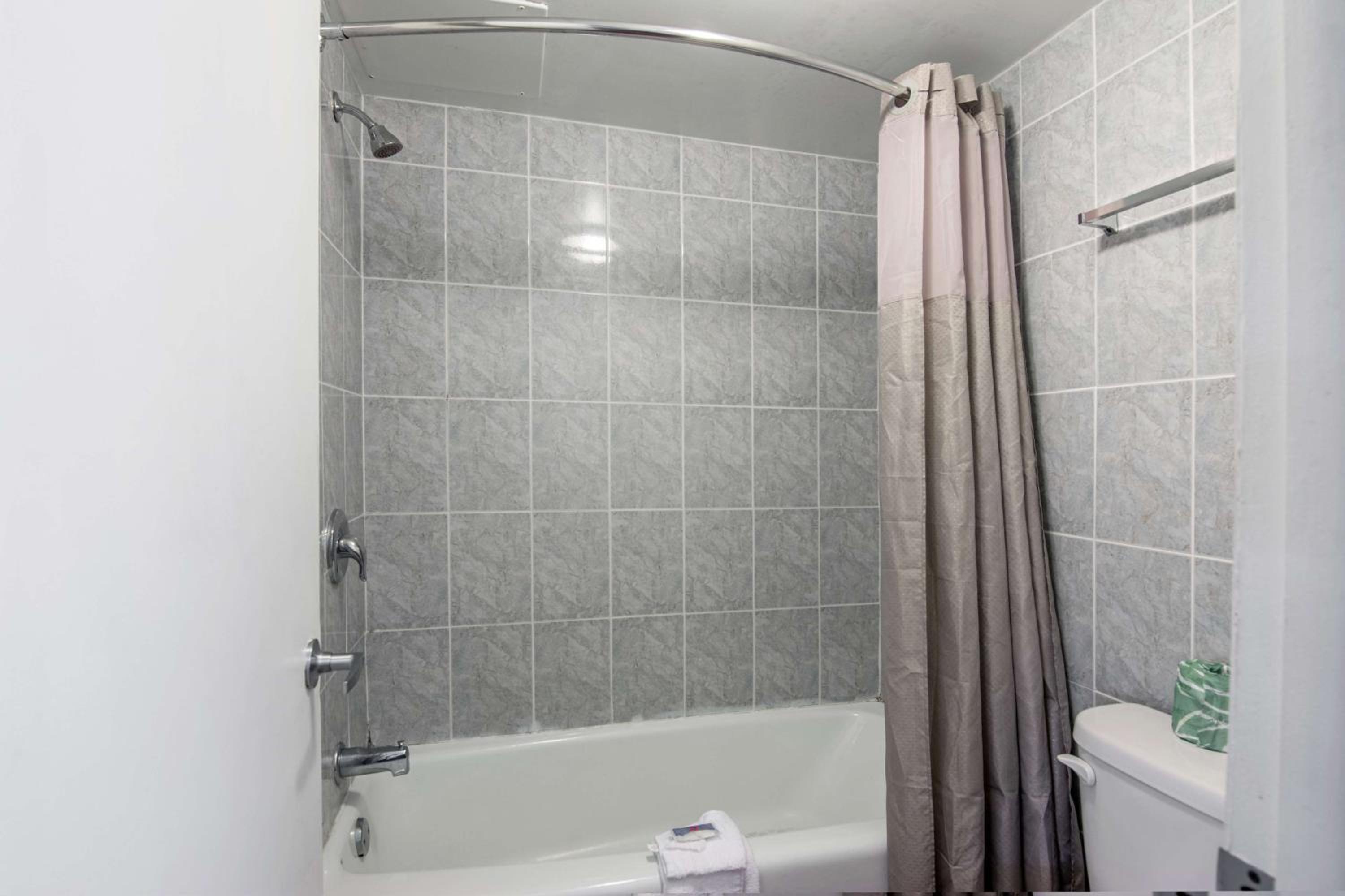 Motel 6-Glassboro, NJ - Rowan University - Property Image 28
