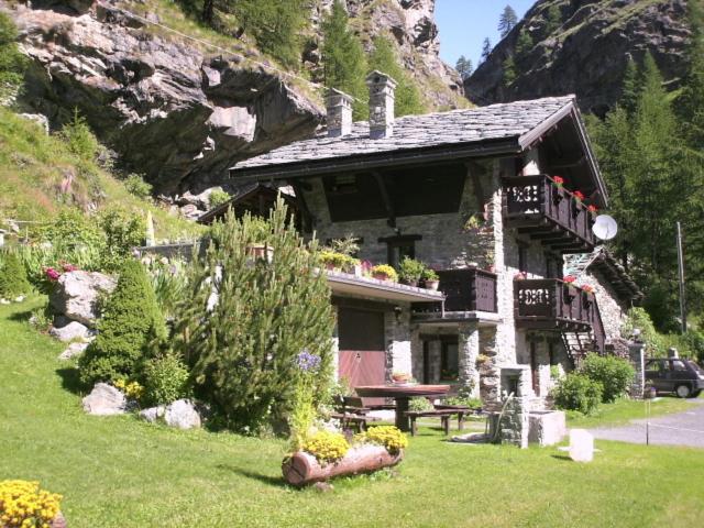 Photo 47