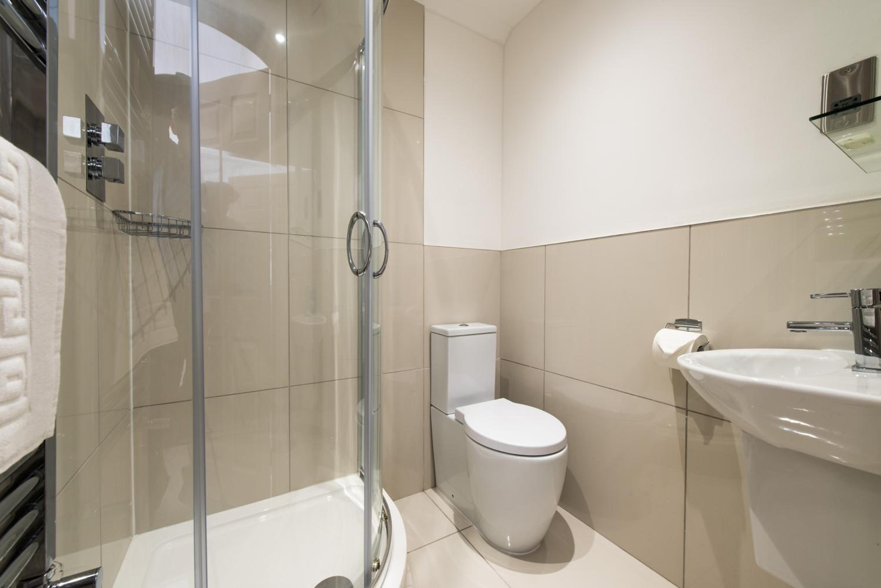 Royal Princes Suites