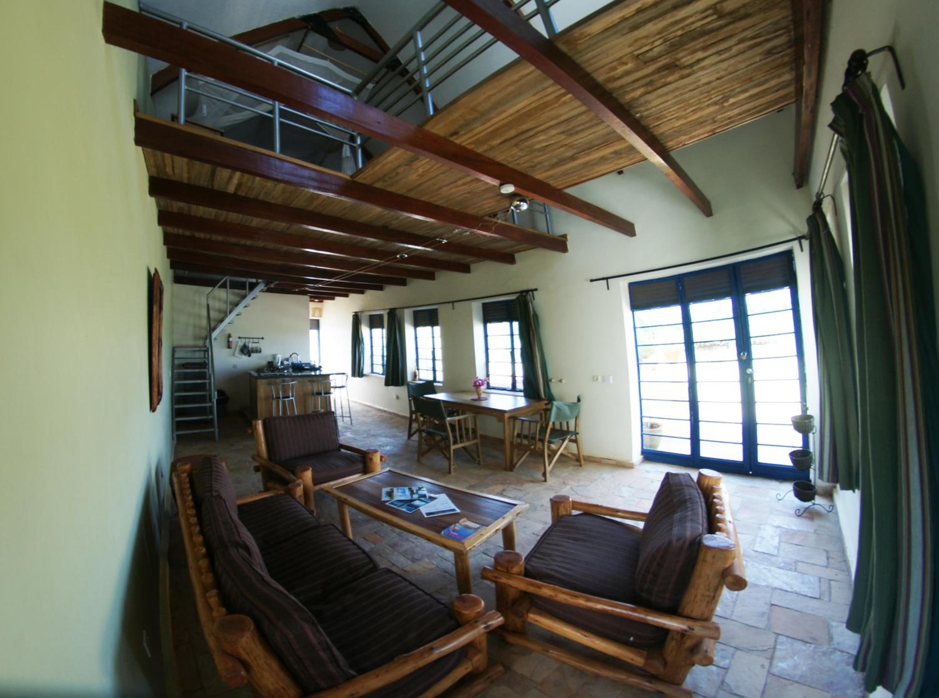 Yellow Haven Lodge