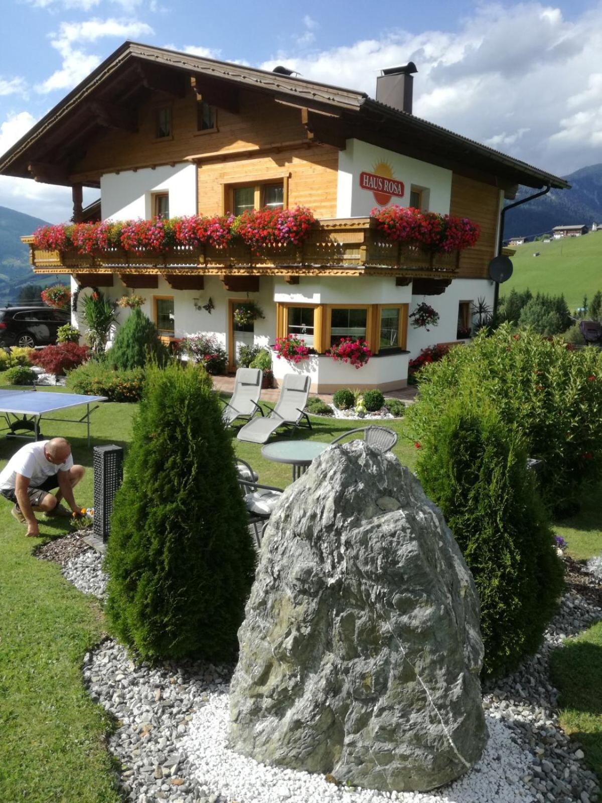 Haus Rosa