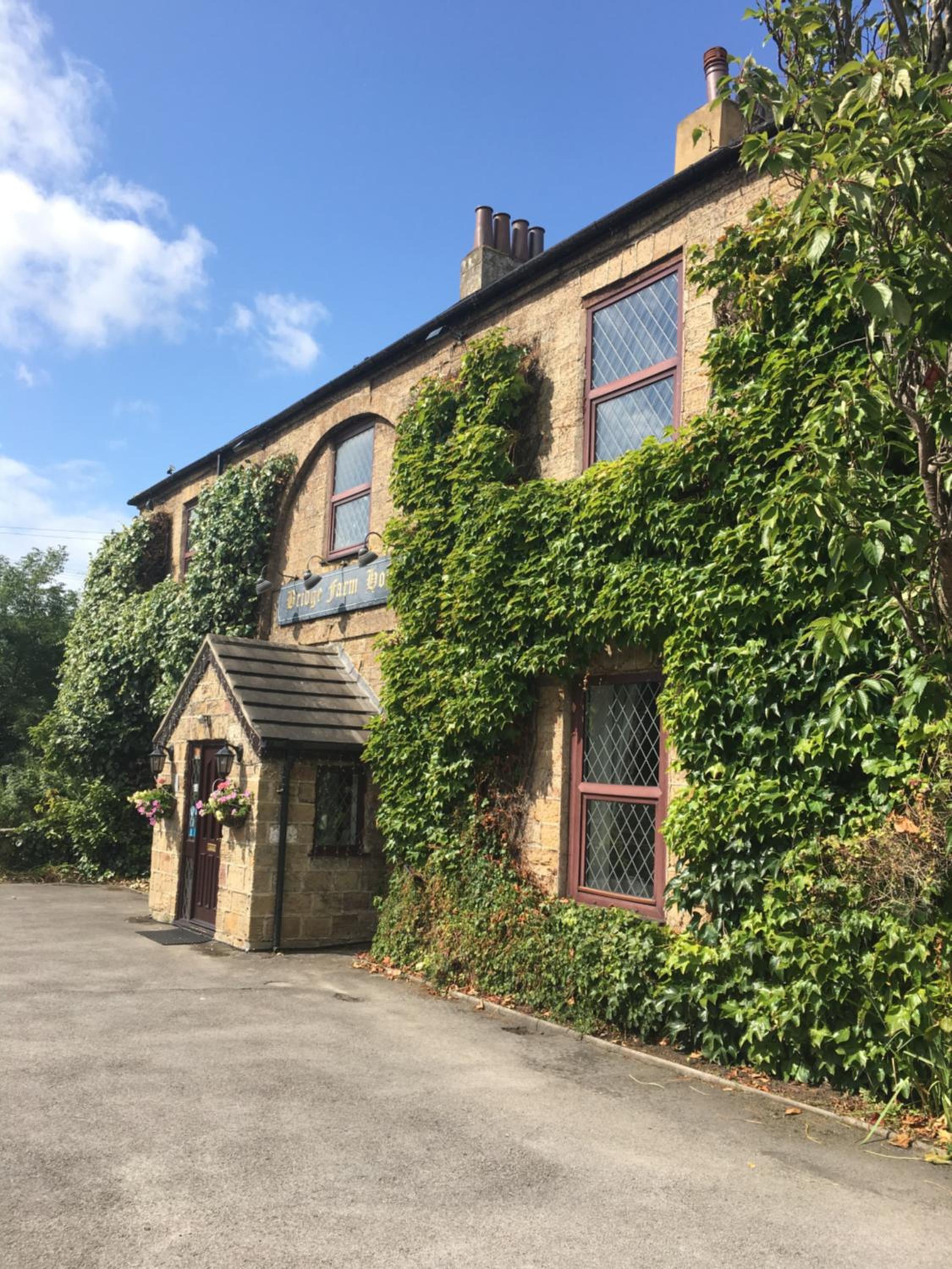 Bridge Farm Hotel