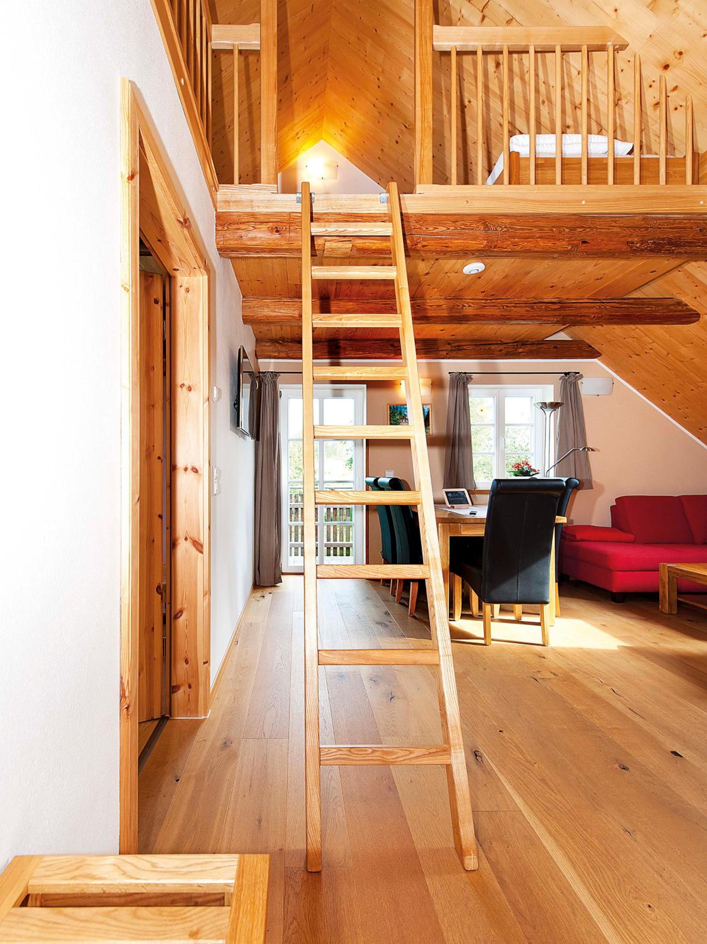 Ferienhaus Winterbergblick, Nationalpark Sächsische Schweiz, 5 Wohnungen und Gemeinschaftsraum, Boulderraum und Sauna im Haus