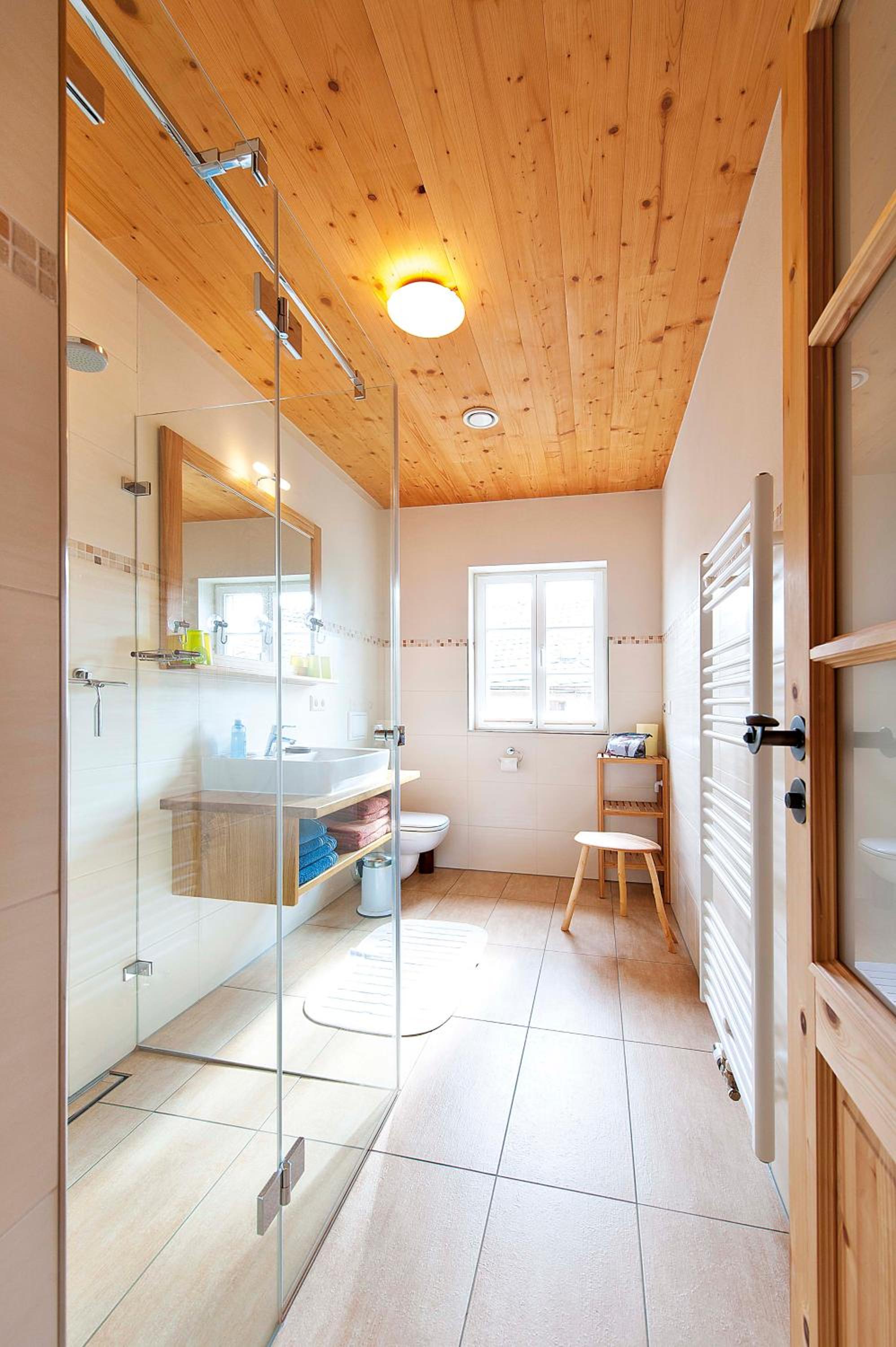 Ferienhaus Winterbergblick, Nationalpark Sächsische Schweiz, 5 Wohnungen und Gemeinschaftsraum, Boulderraum und Sauna im Haus