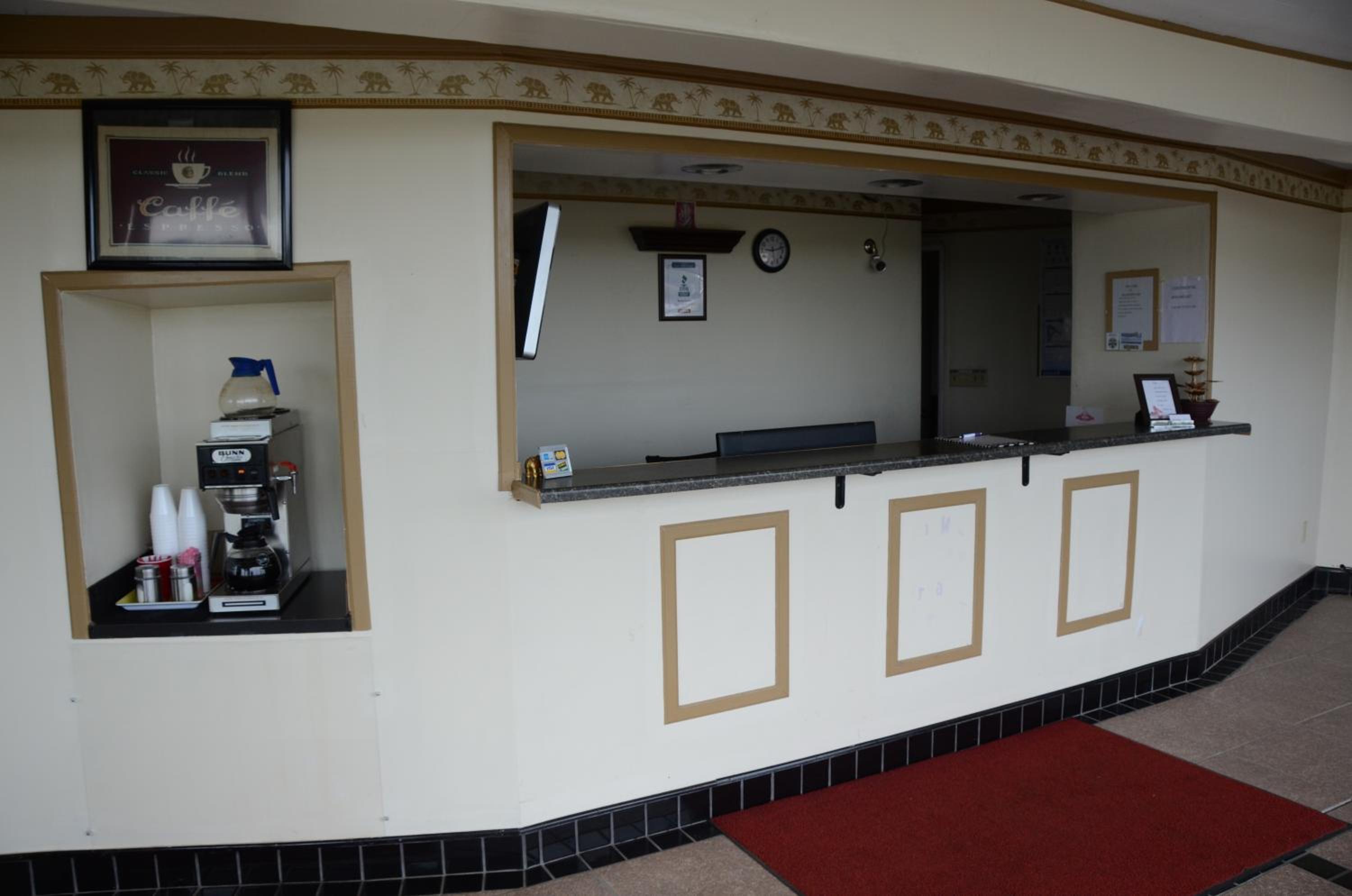 Big Spring Inn Madisonville