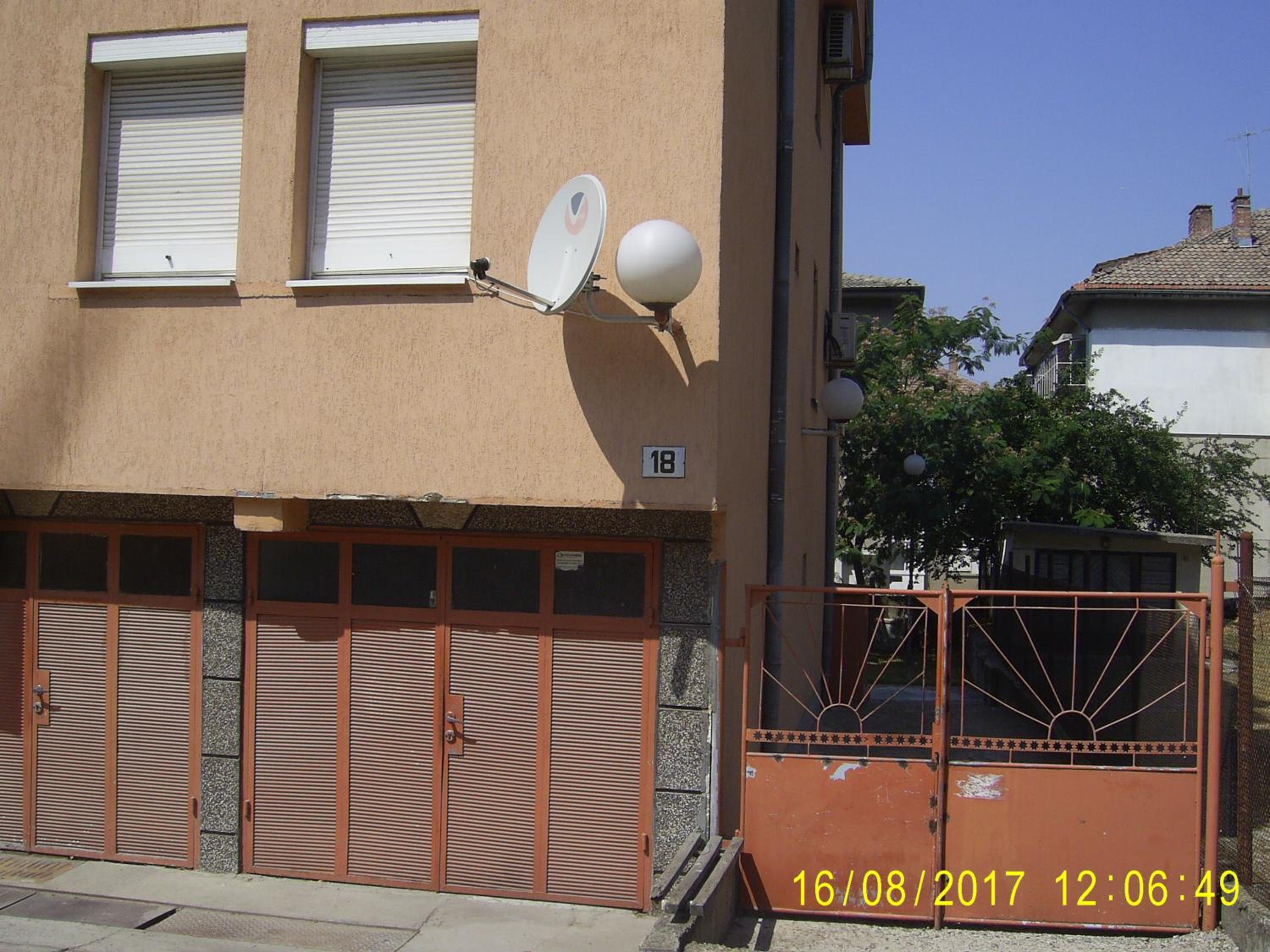 Photo 13