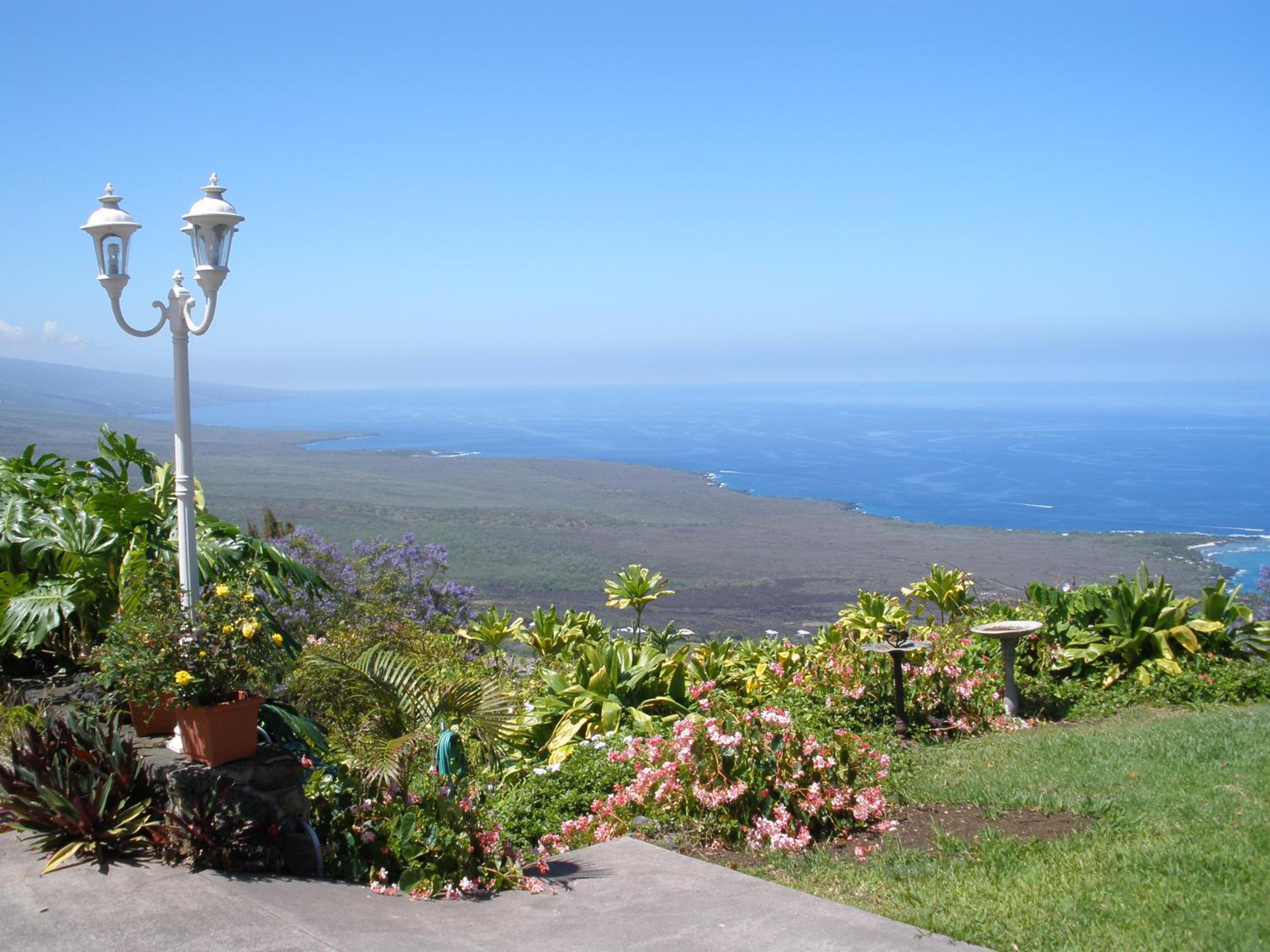 Belle Vue Kona Inc view 2