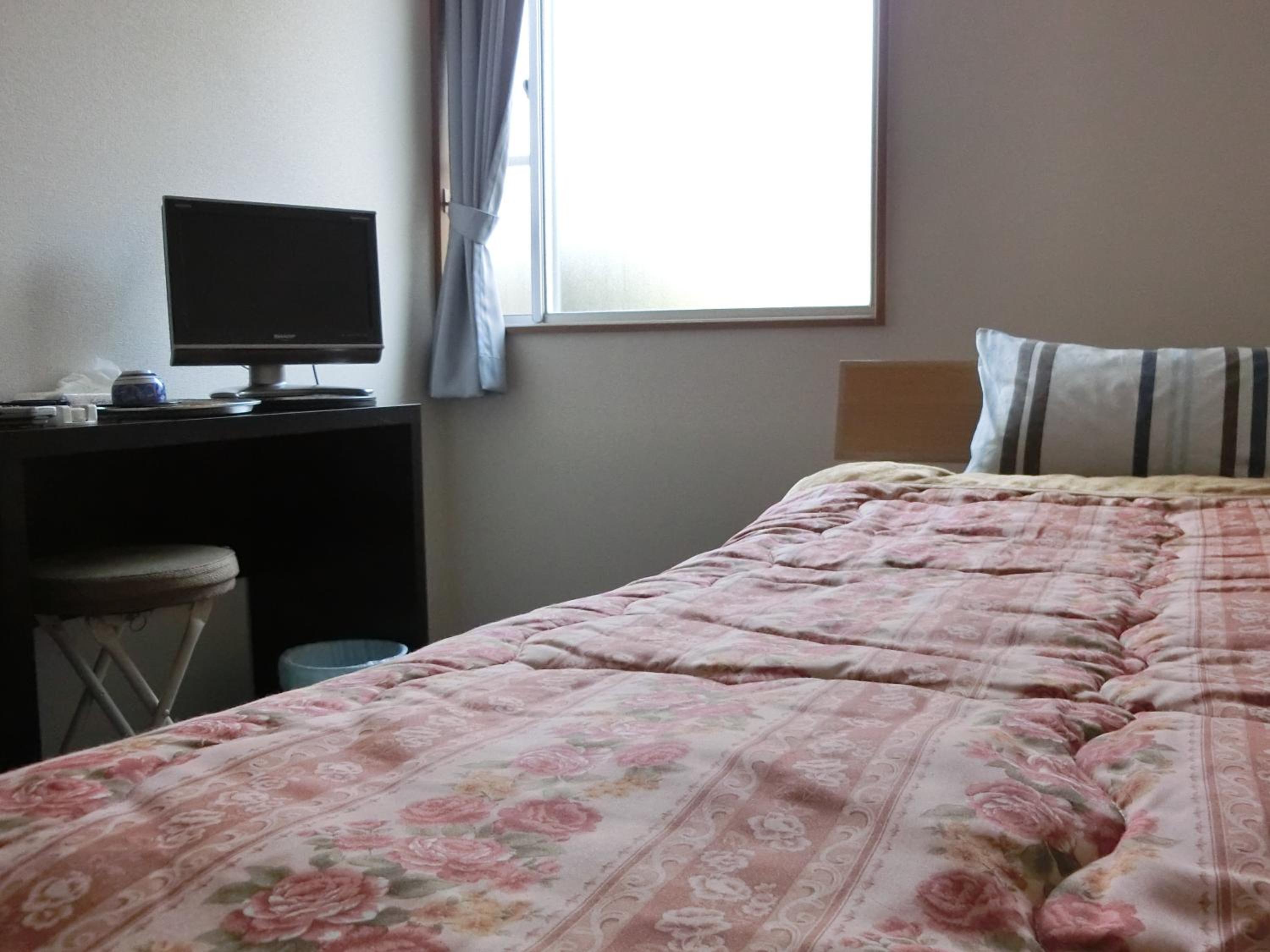 Photo 8