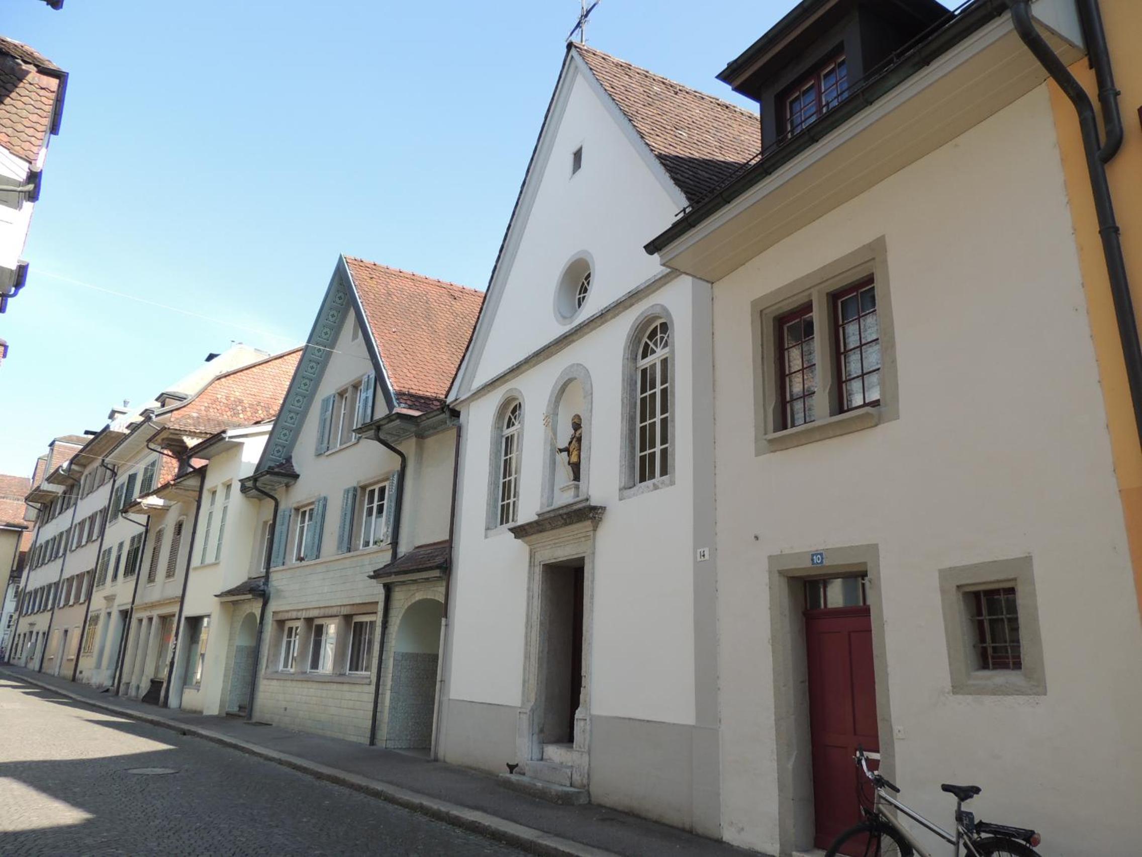Photo 6