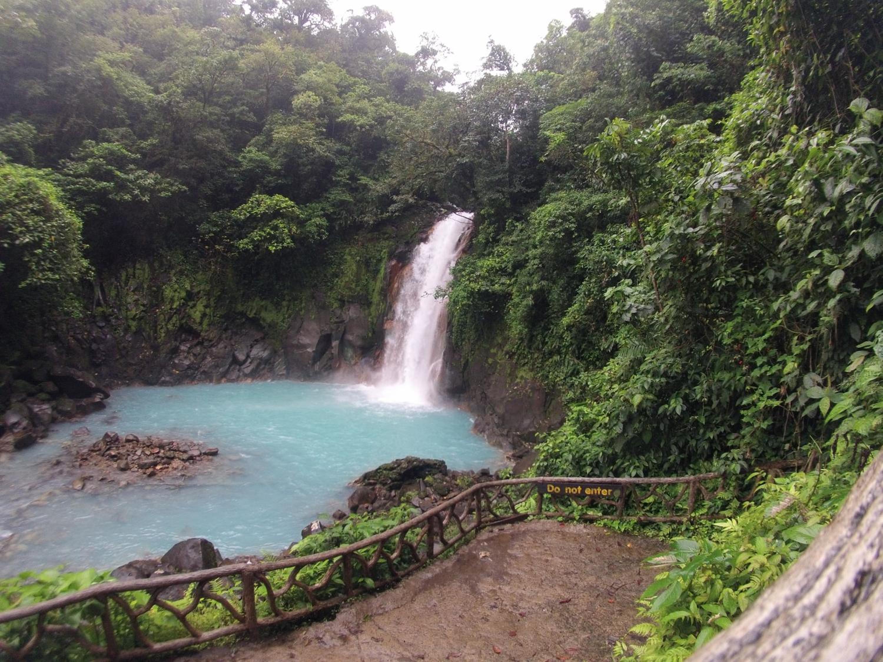 Posada Río Celeste La Amistad