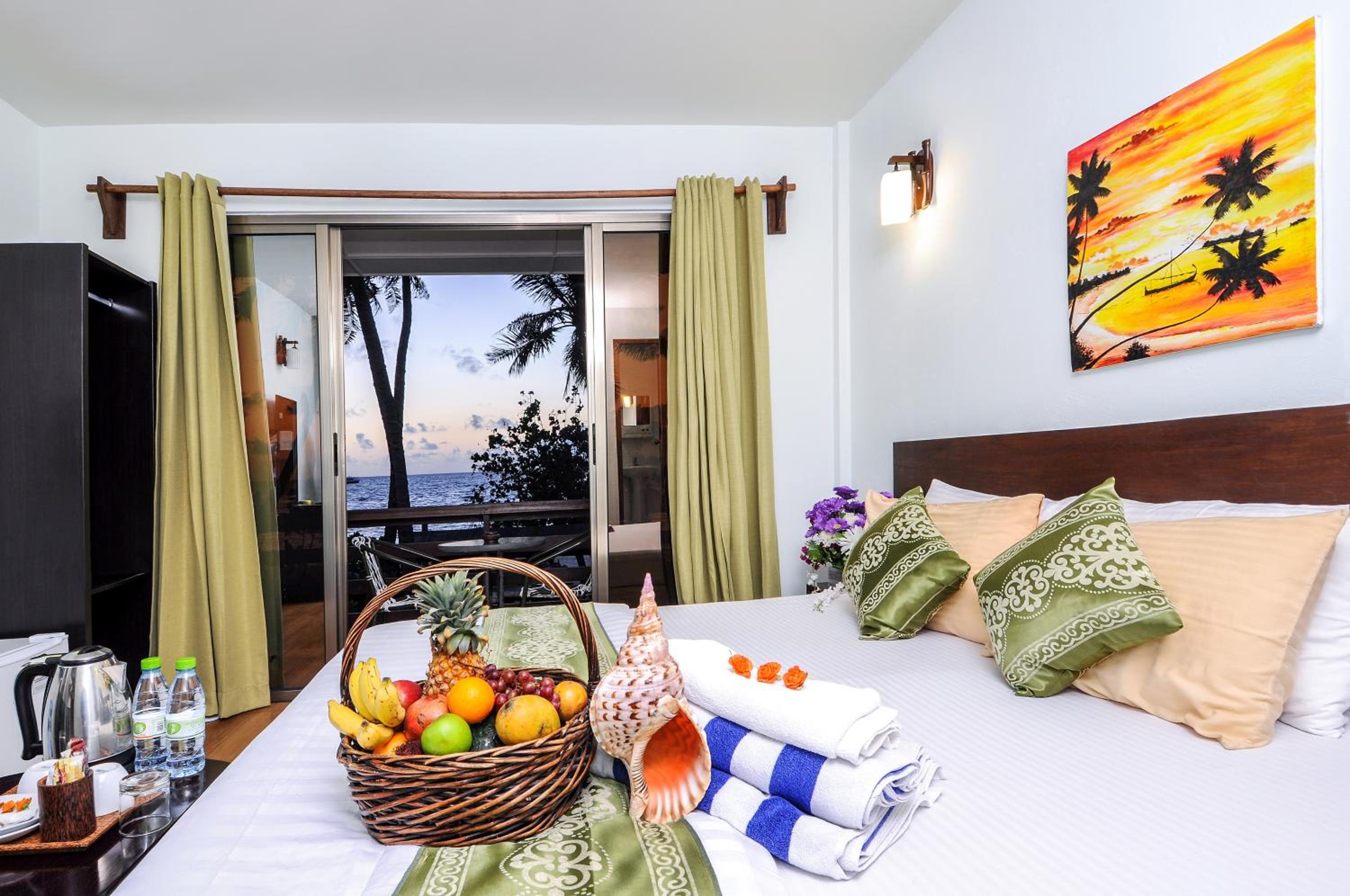 Salt Beach Hotel view 2