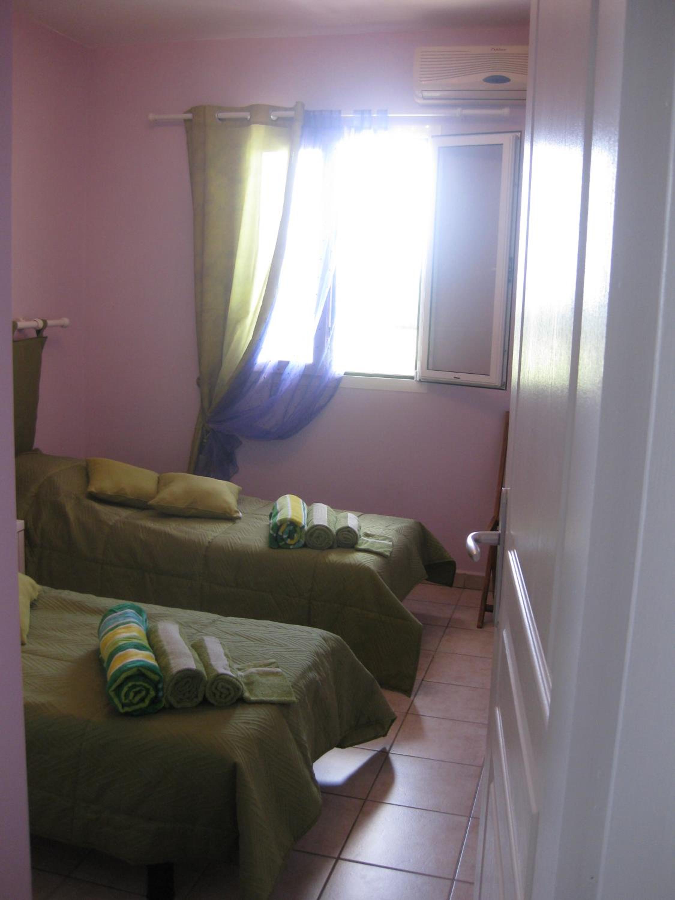 Photo 32
