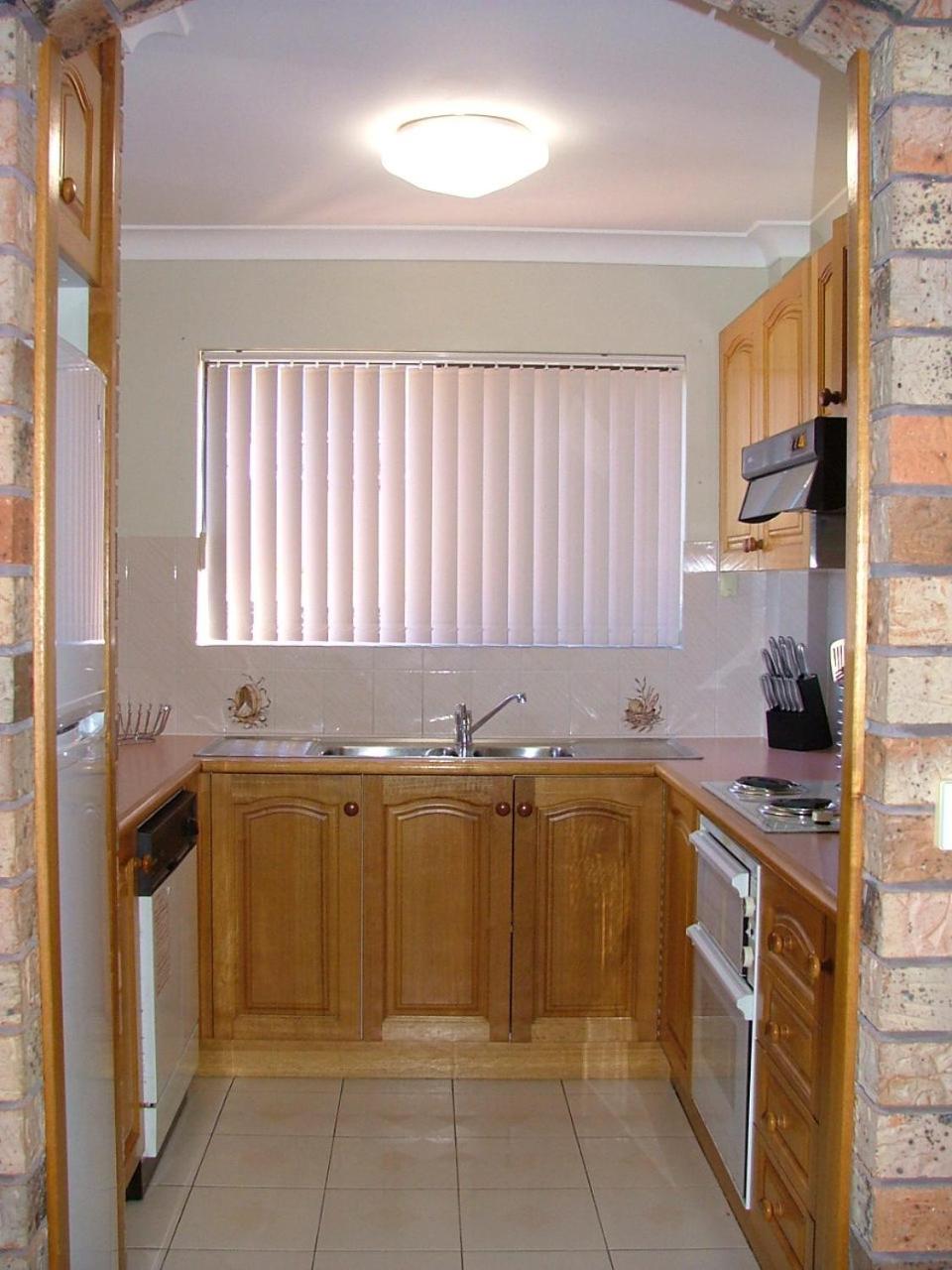 Renas Court, Unit 6, 72 Little Street view 3