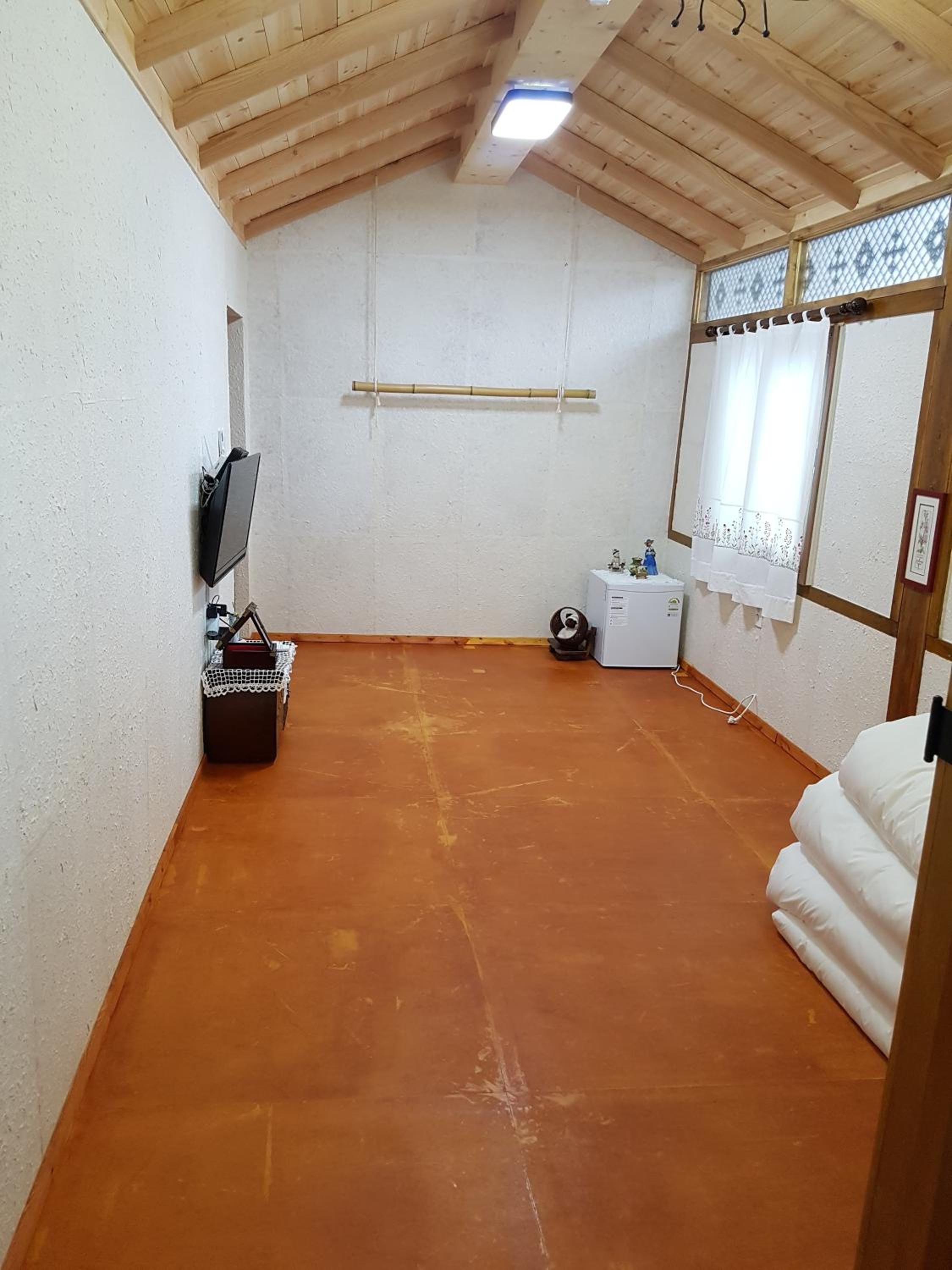 The Hanok