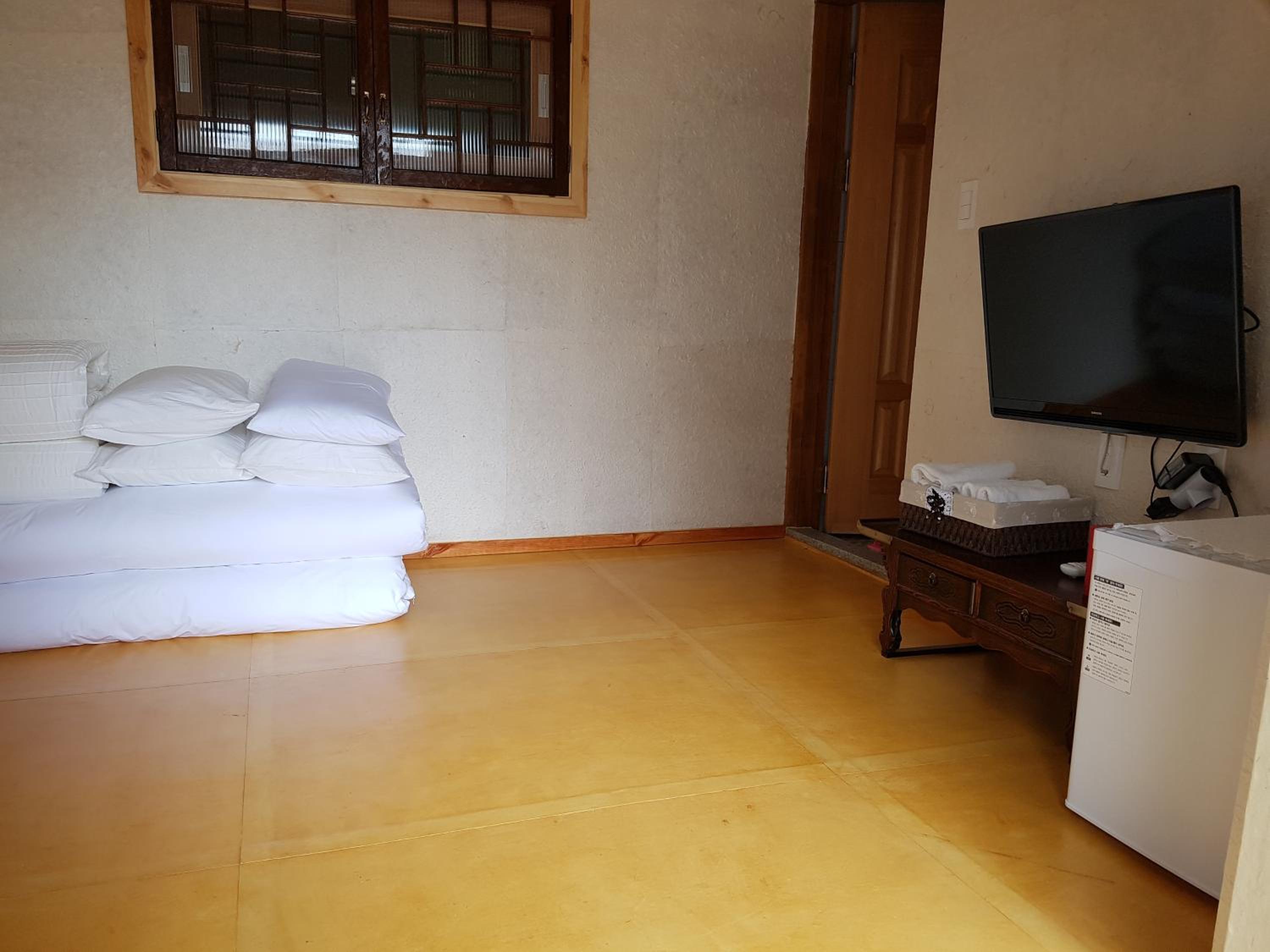 The Hanok