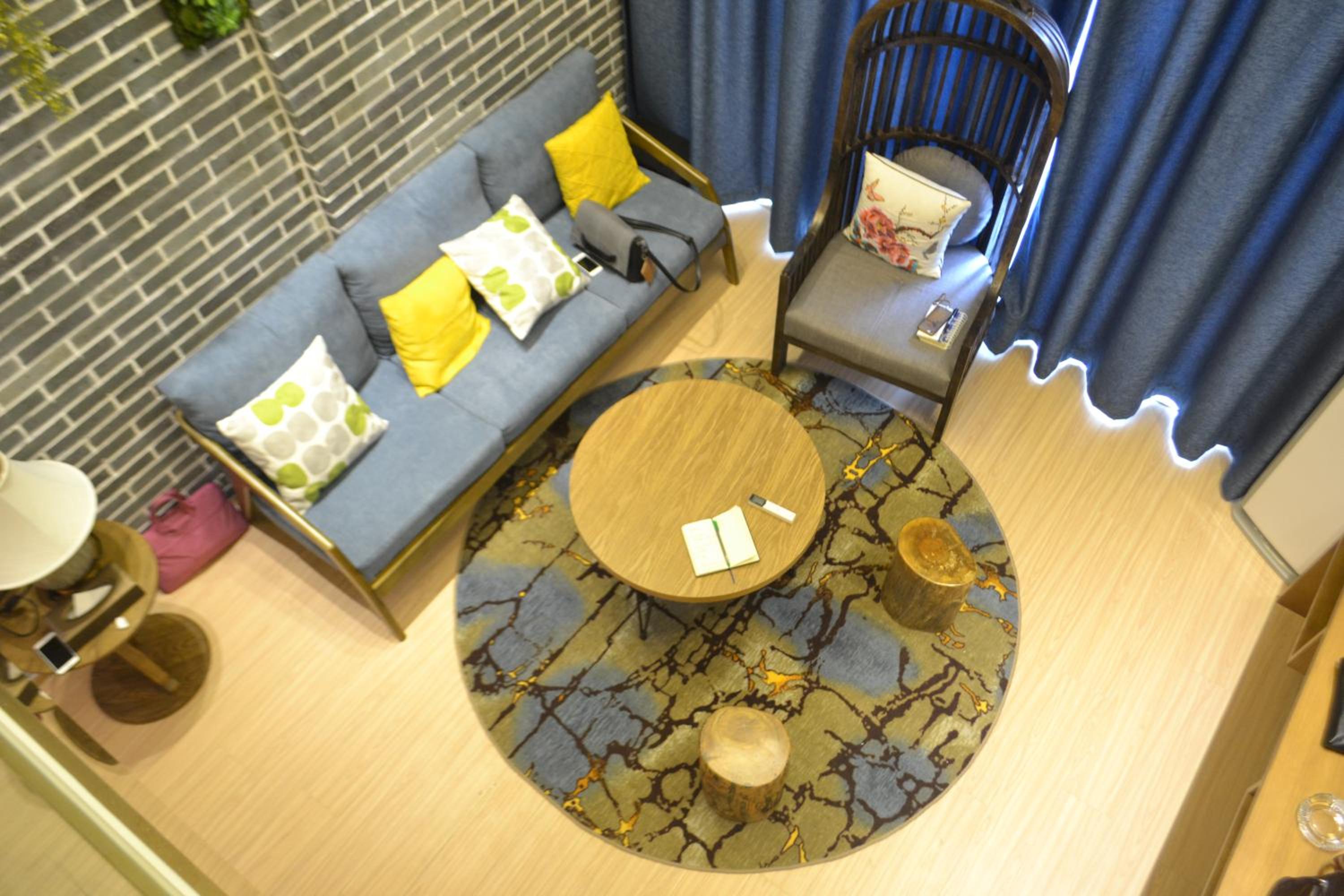 Yumi Huanju Apartment -广州东站 燕塘地铁站店